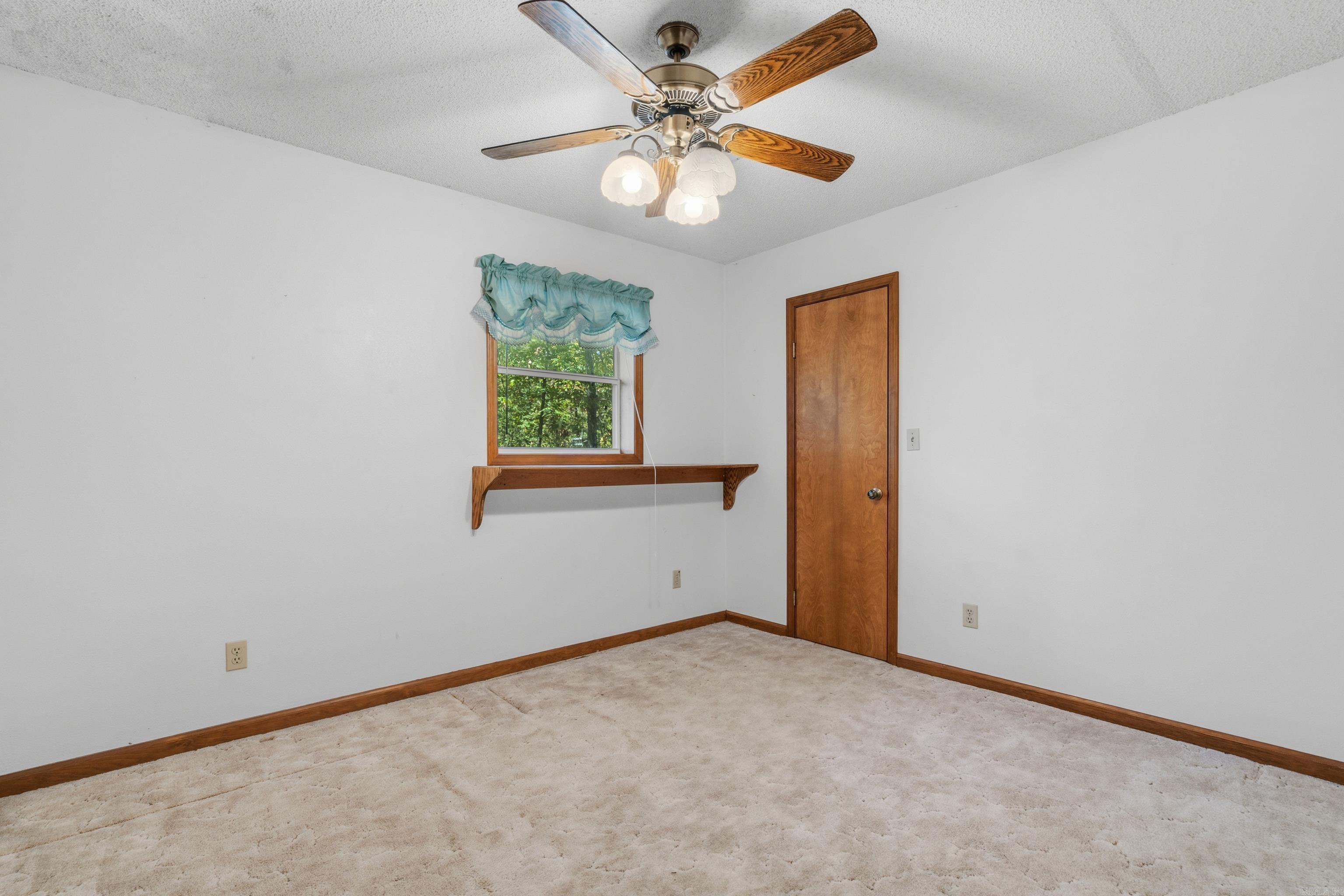 240 Casey St Hot Springs, AR 71901