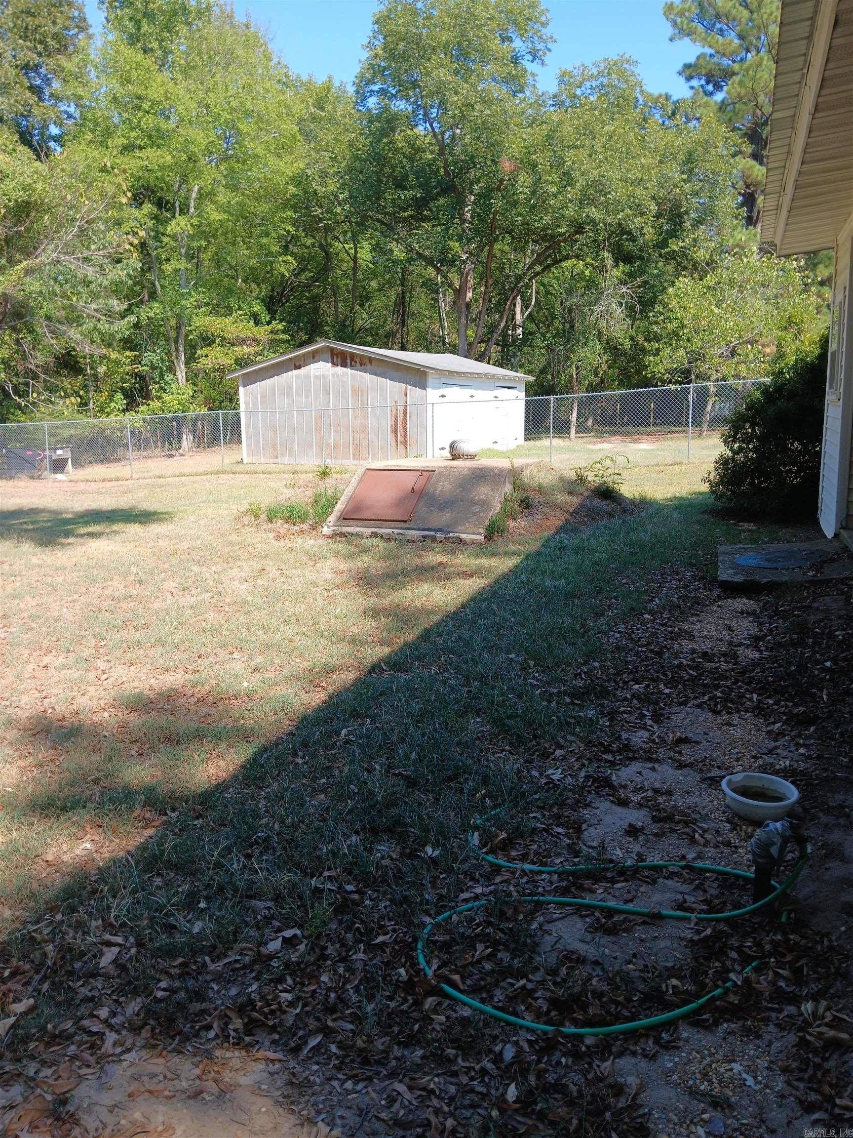704 W Pine  Warren, AR