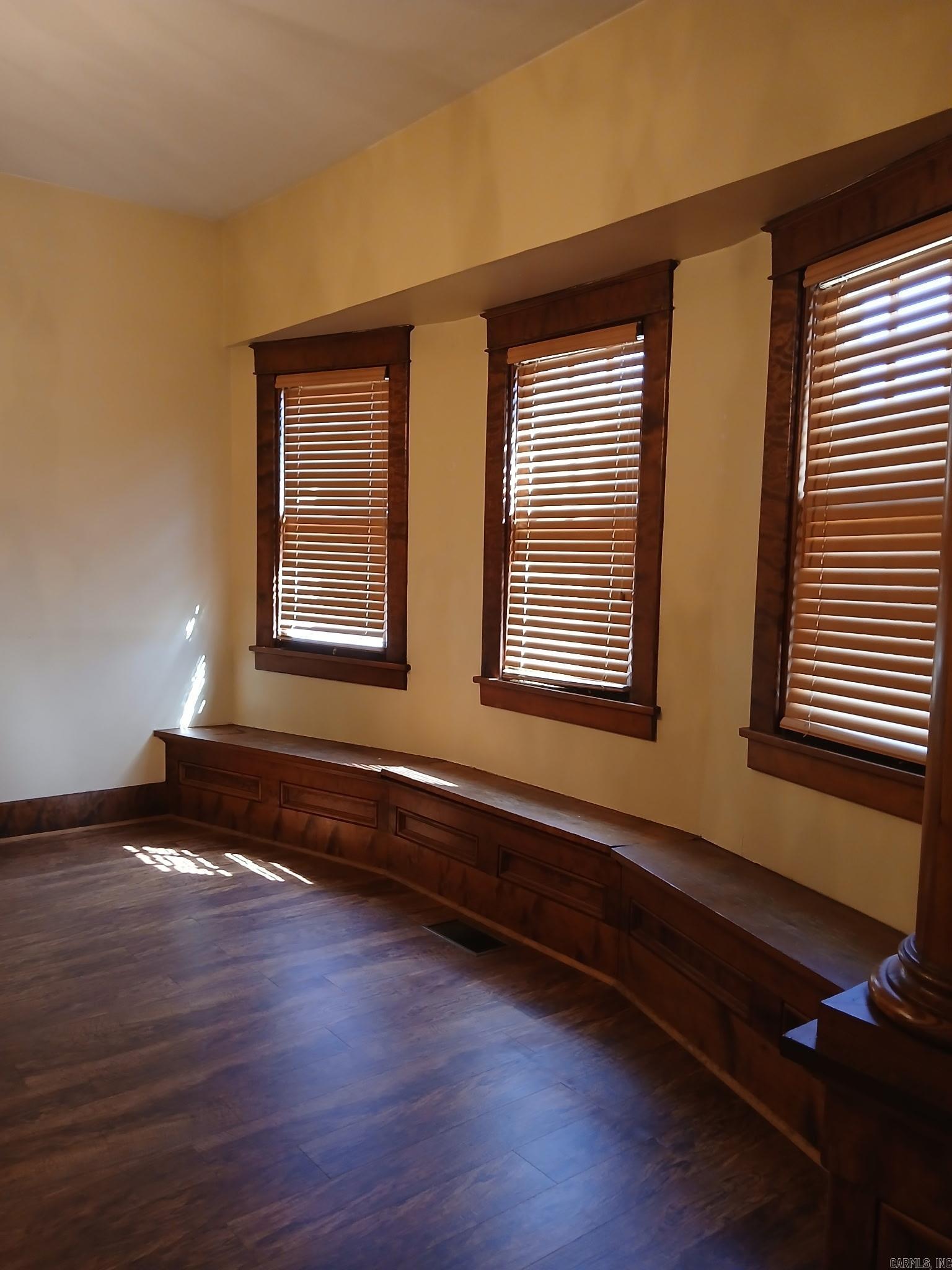 704 W Pine  Warren, AR