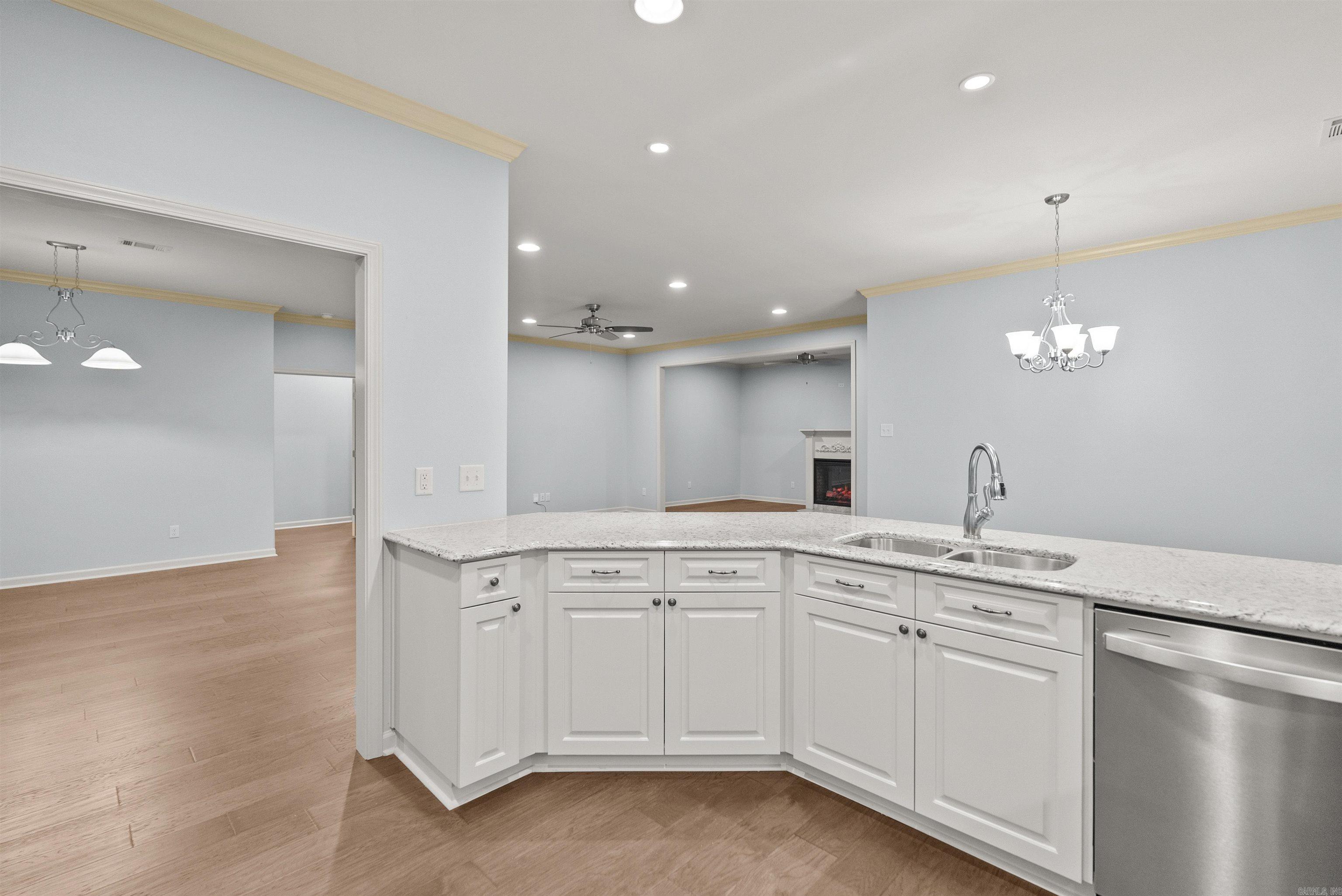617 Edgemoor Terrace  Benton, AR