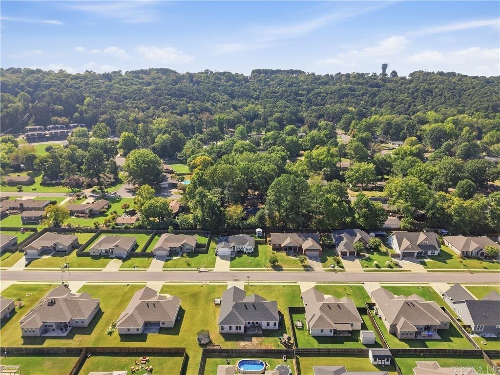 303 Promenade Cir  Russellville, AR