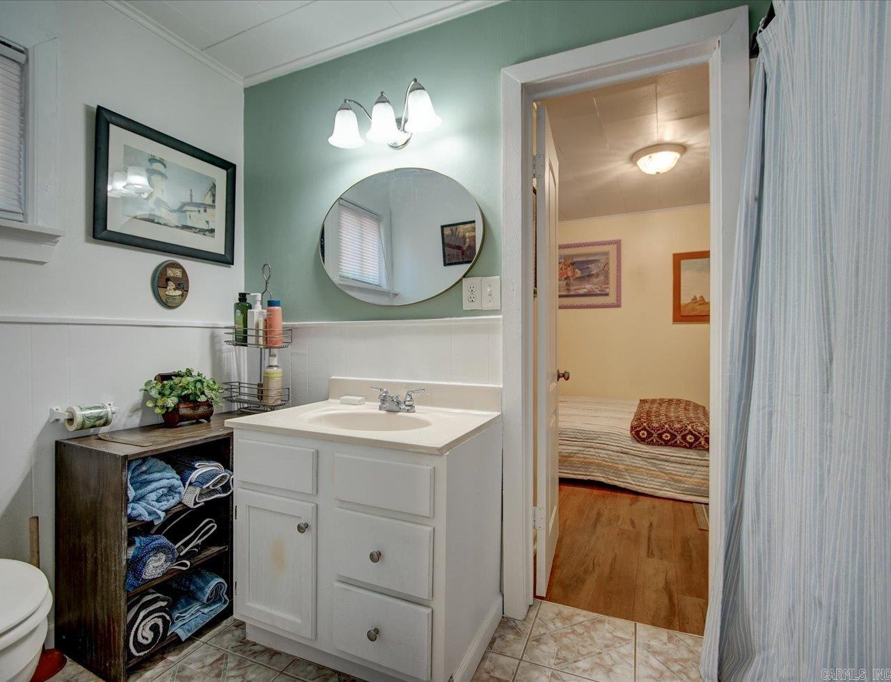 1706 Thornton Ferry  Hot Springs, AR