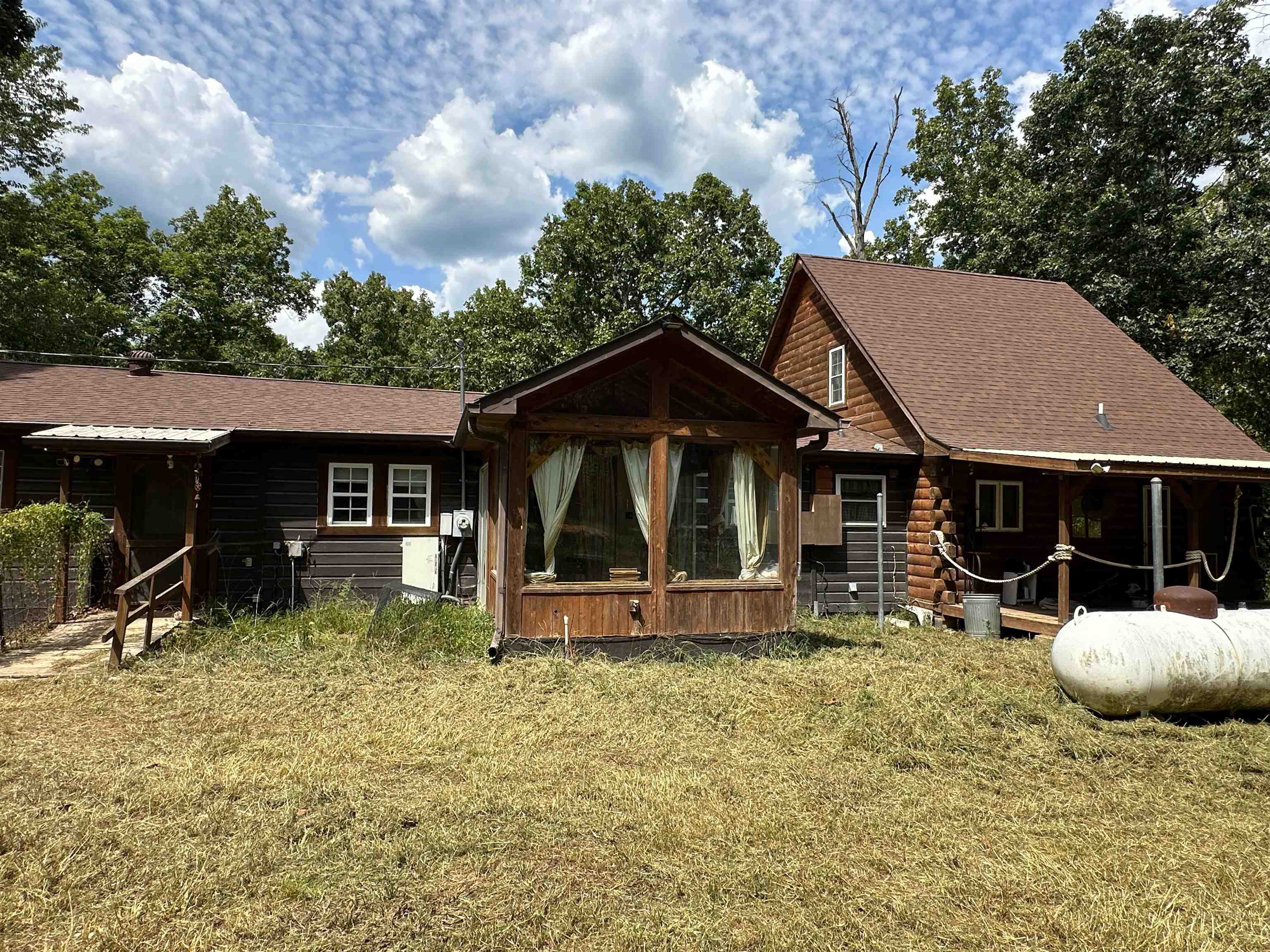 1778 Hwy 63