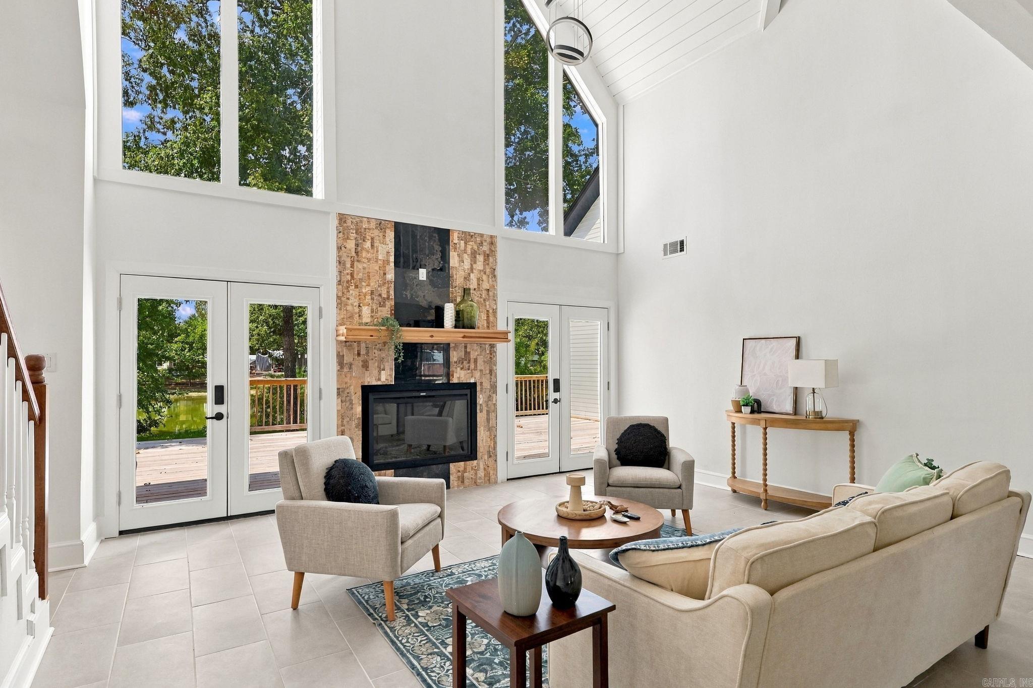 21443 Crab Apple Circle — photo 5