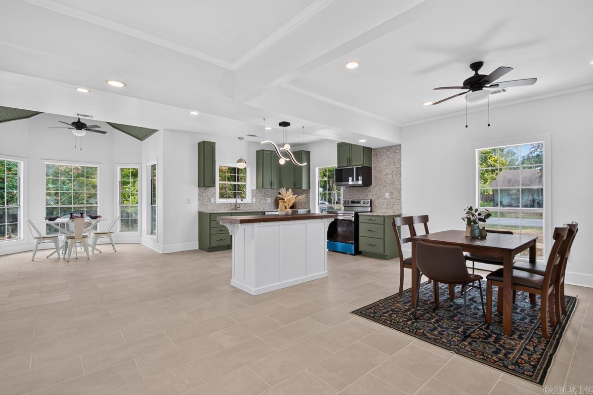 21443 Crab Apple  Hensley, AR