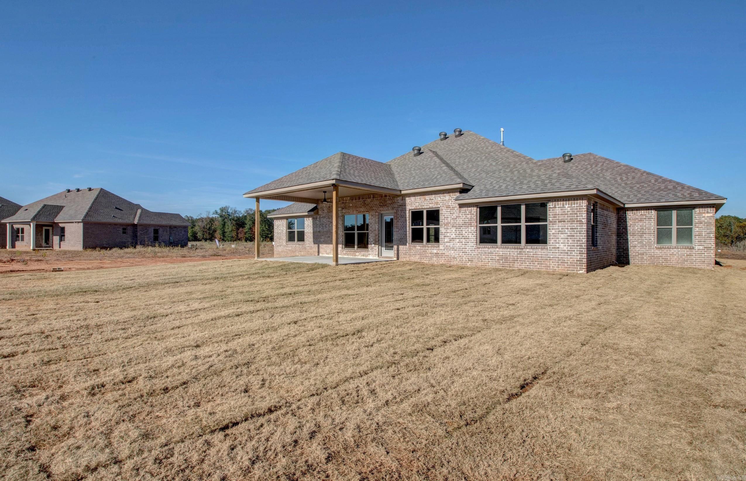 520 Corondelet Lane Maumelle, AR 72113