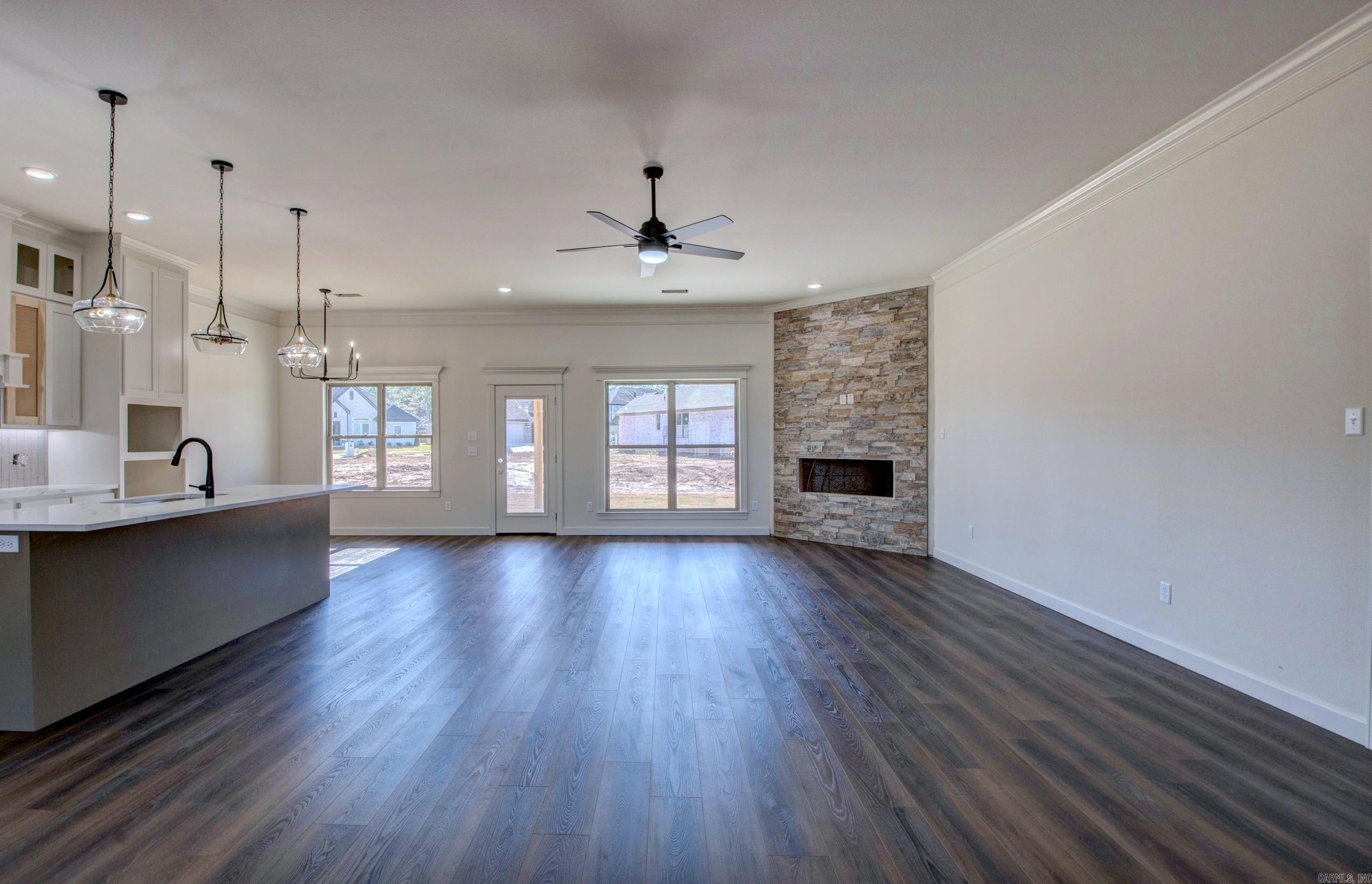 520 Corondelet Lane Maumelle, AR 72113