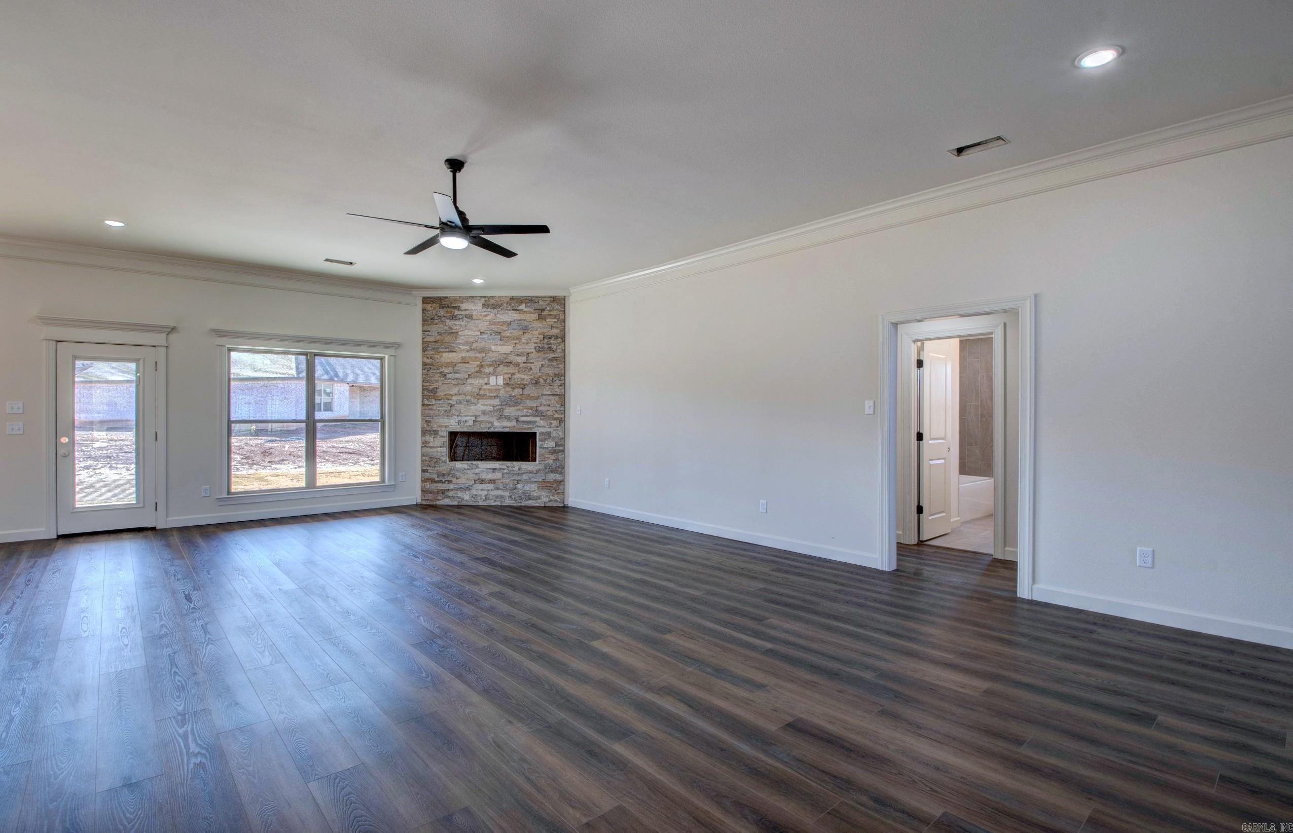 520 Corondelet Lane Maumelle, AR 72113