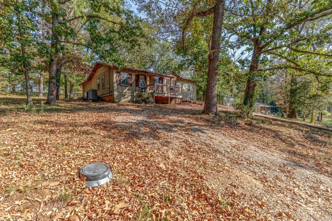 15 Pequot Dr  Cherokee Village, AR