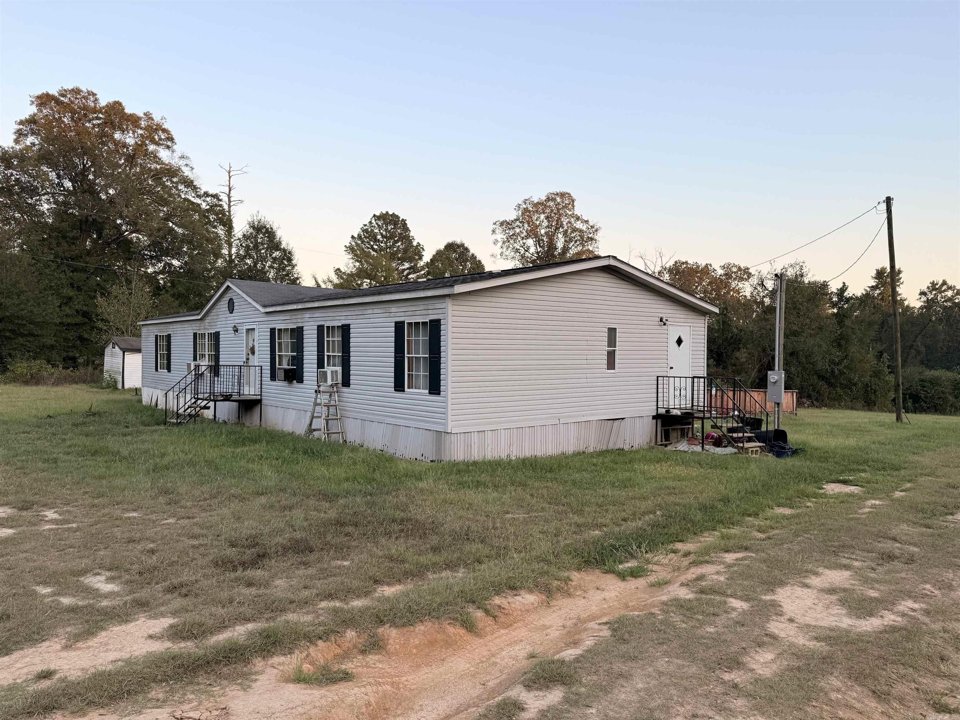 4371 Highway 35  Dermott, AR