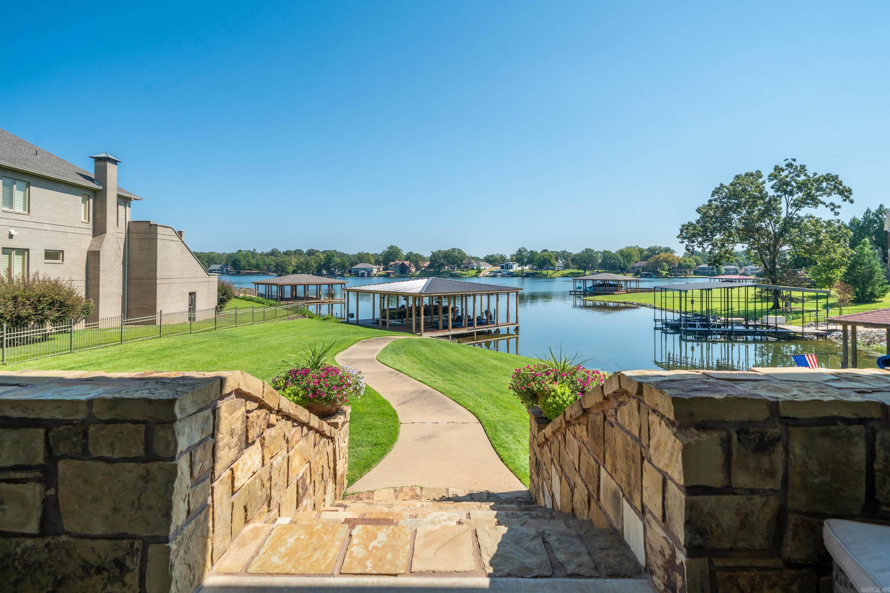 108 Shadow Oak Point Hot Springs, AR 71913