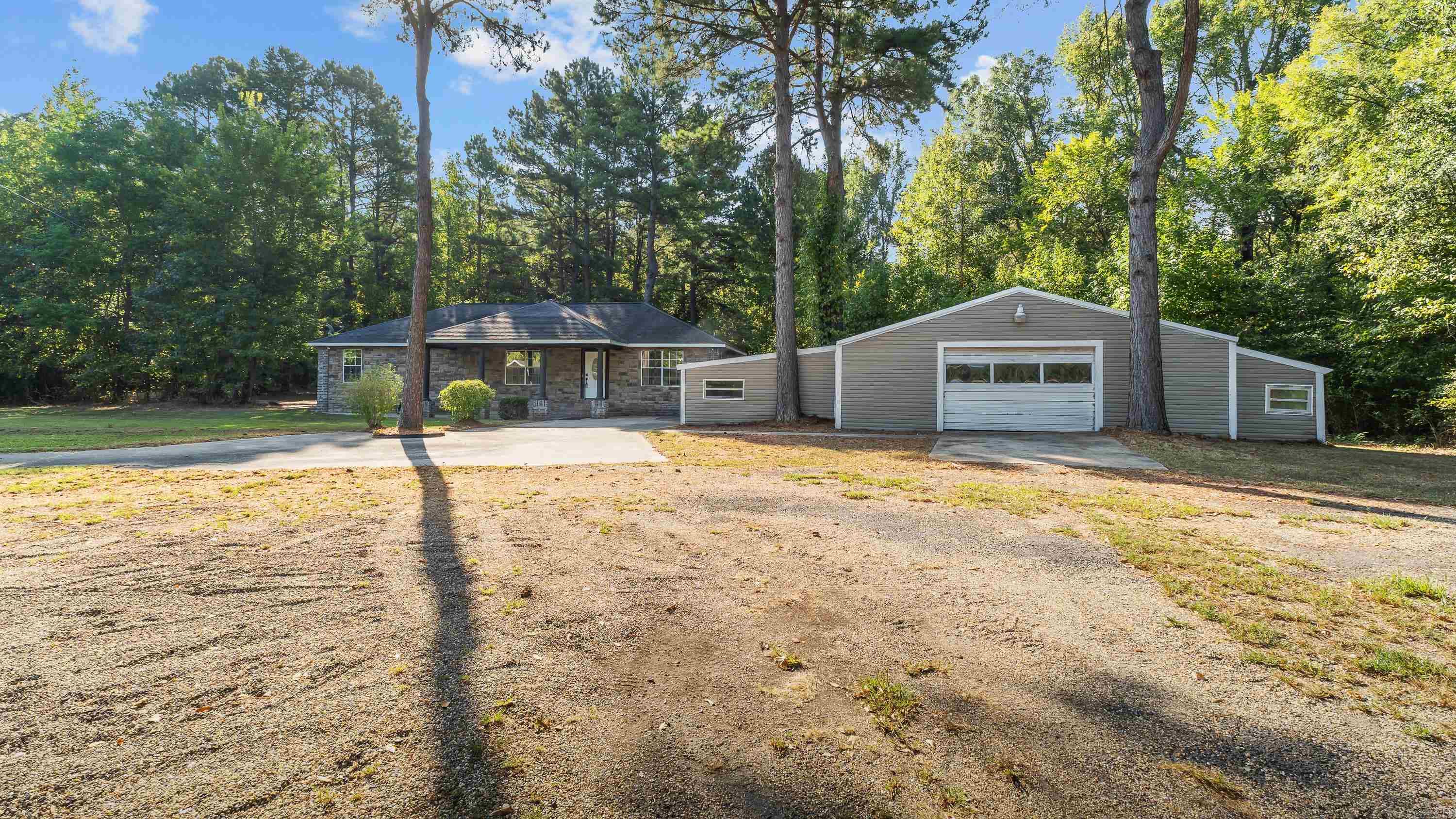 5624 E Broad  Texarkana, AR