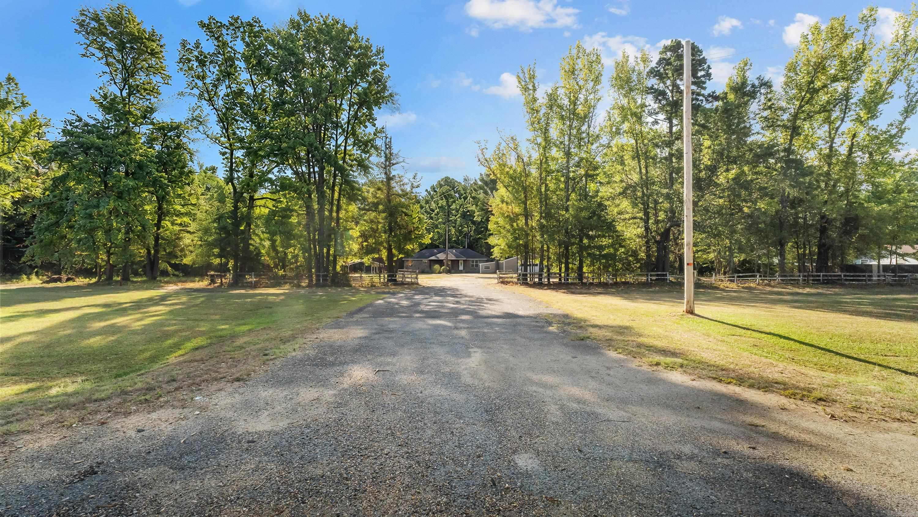 5624 E Broad  Texarkana, AR