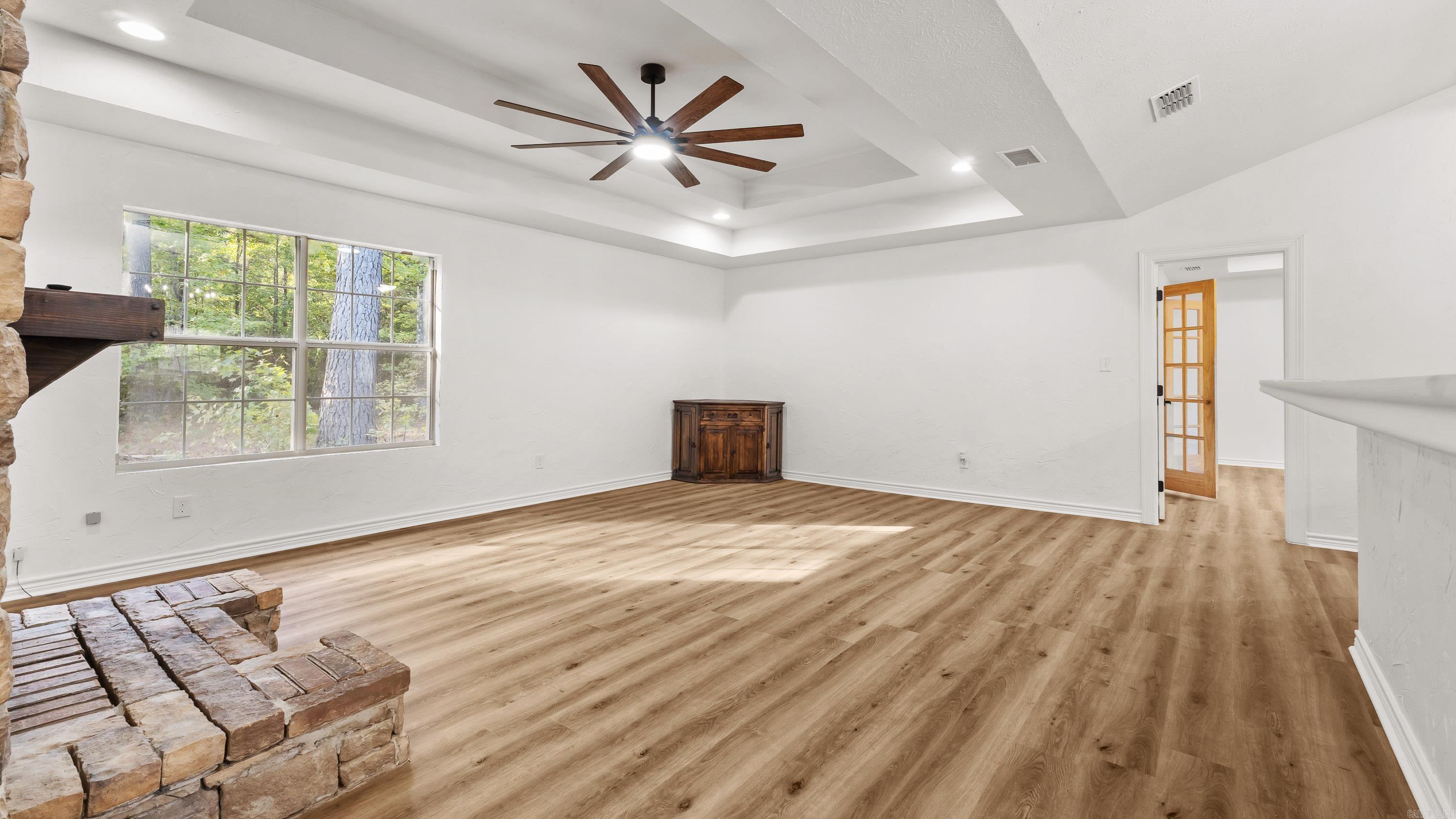 5624 E Broad  Texarkana, AR