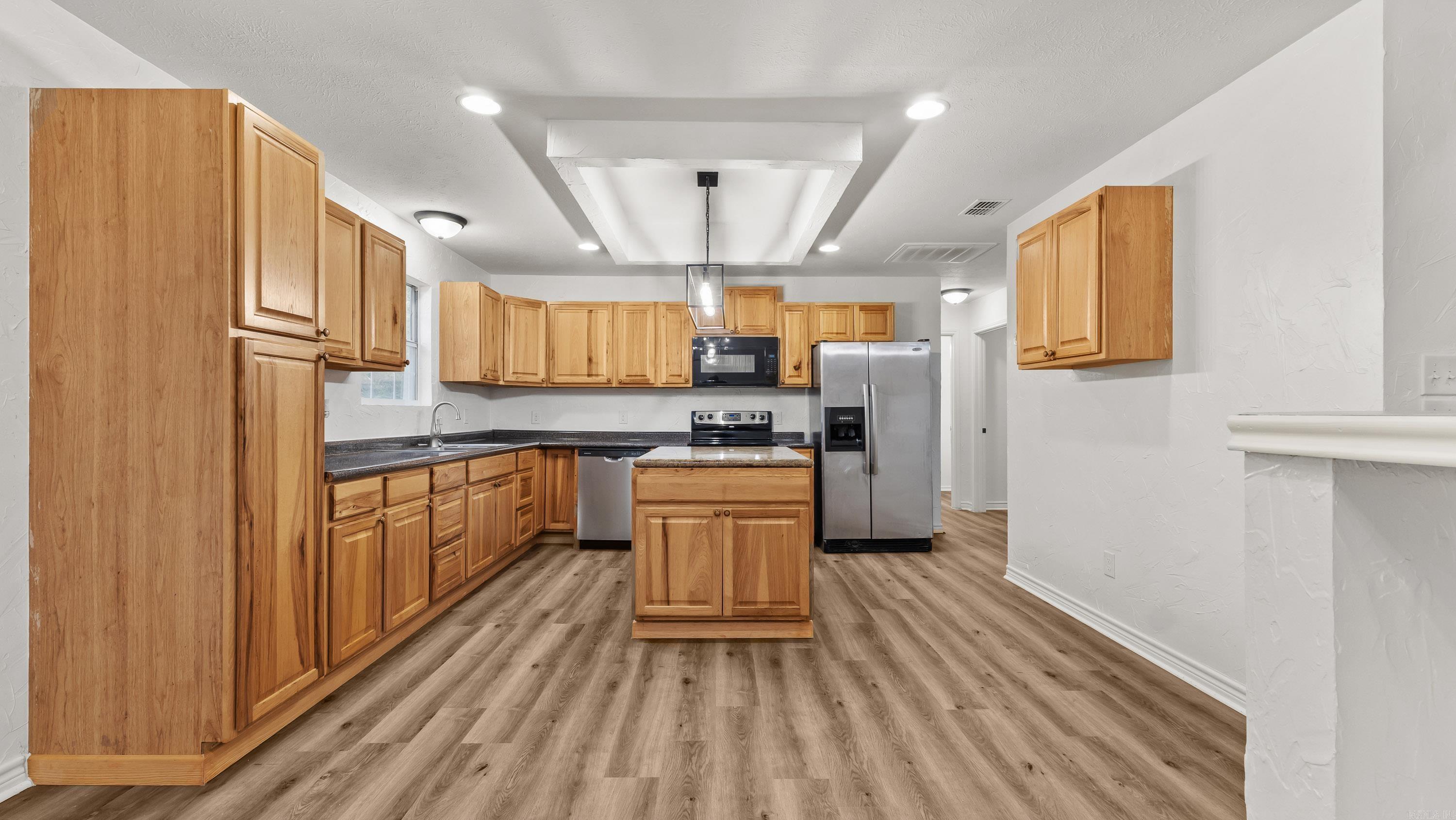 5624 E Broad  Texarkana, AR