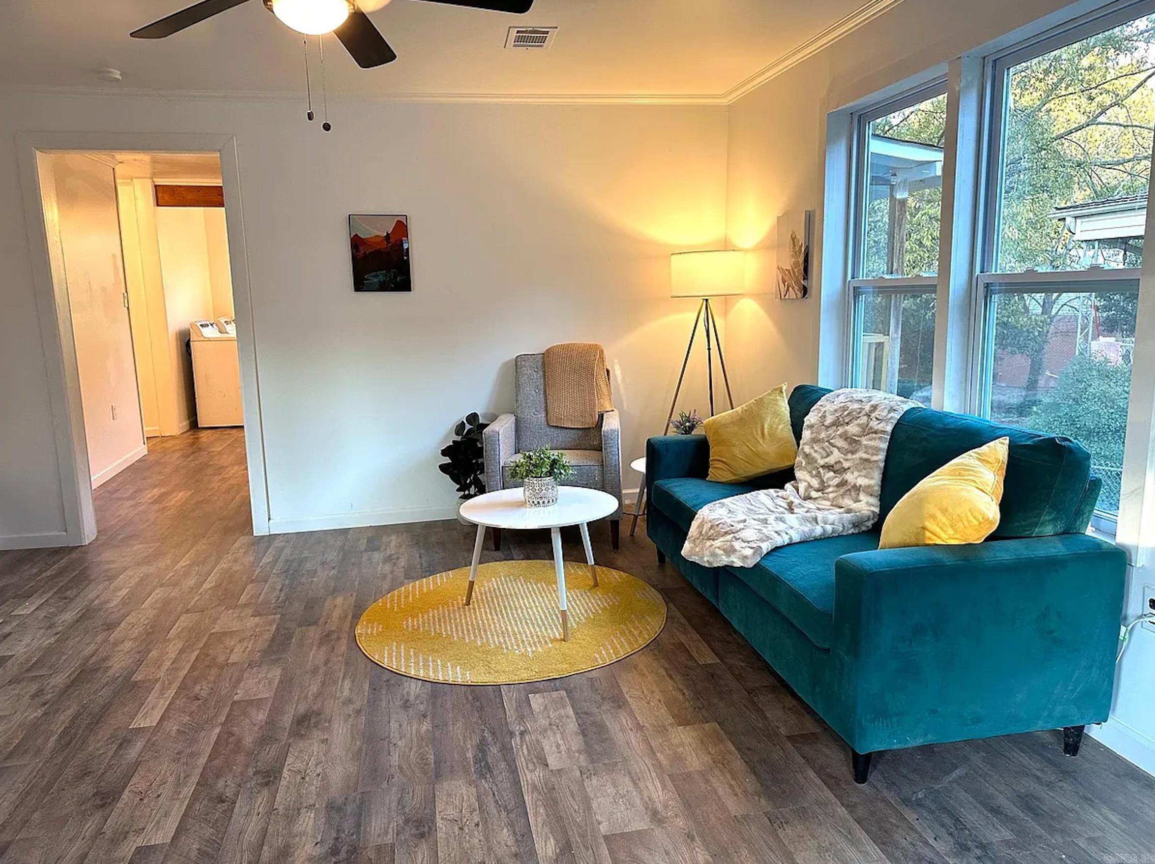 122 West  Benton, AR