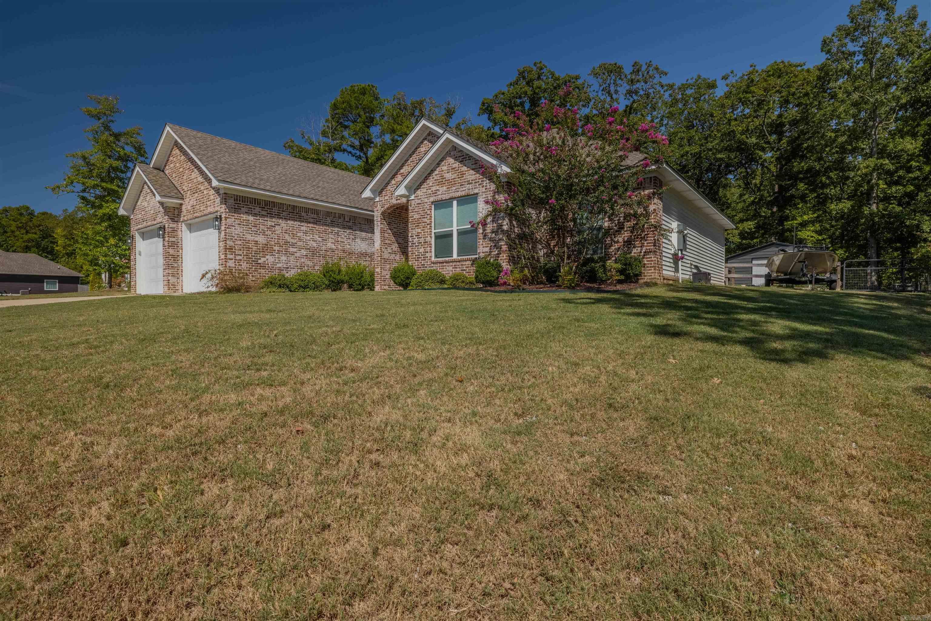 536 Reuben Drive — photo 3