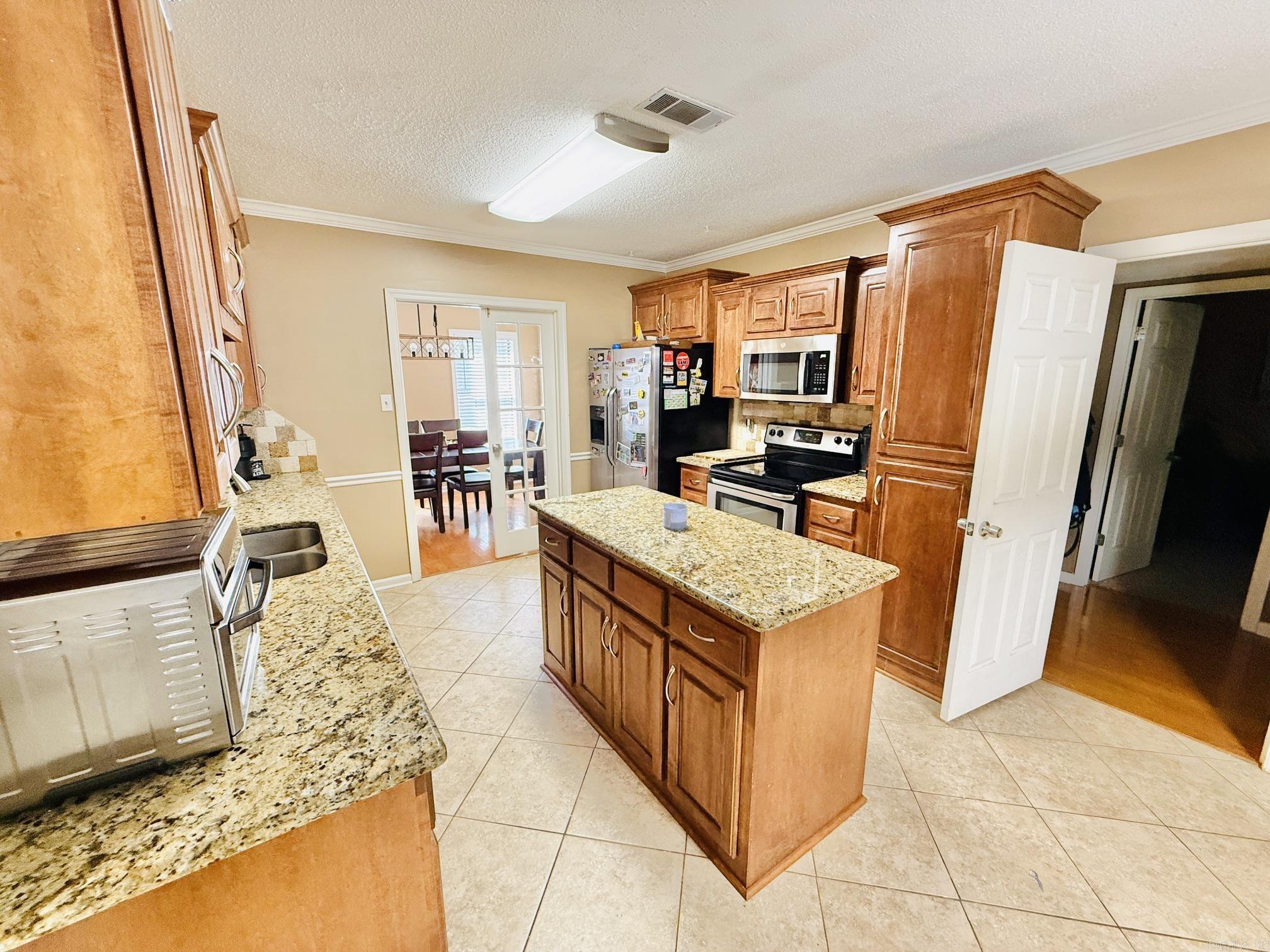 10 HONEY LOCUST  Little Rock, AR