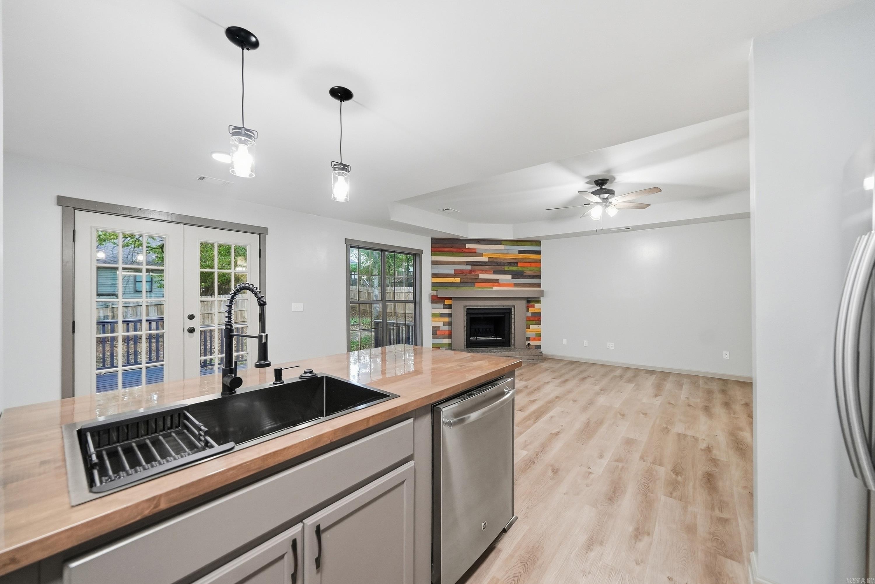 29 High Timber Dr  Maumelle, AR