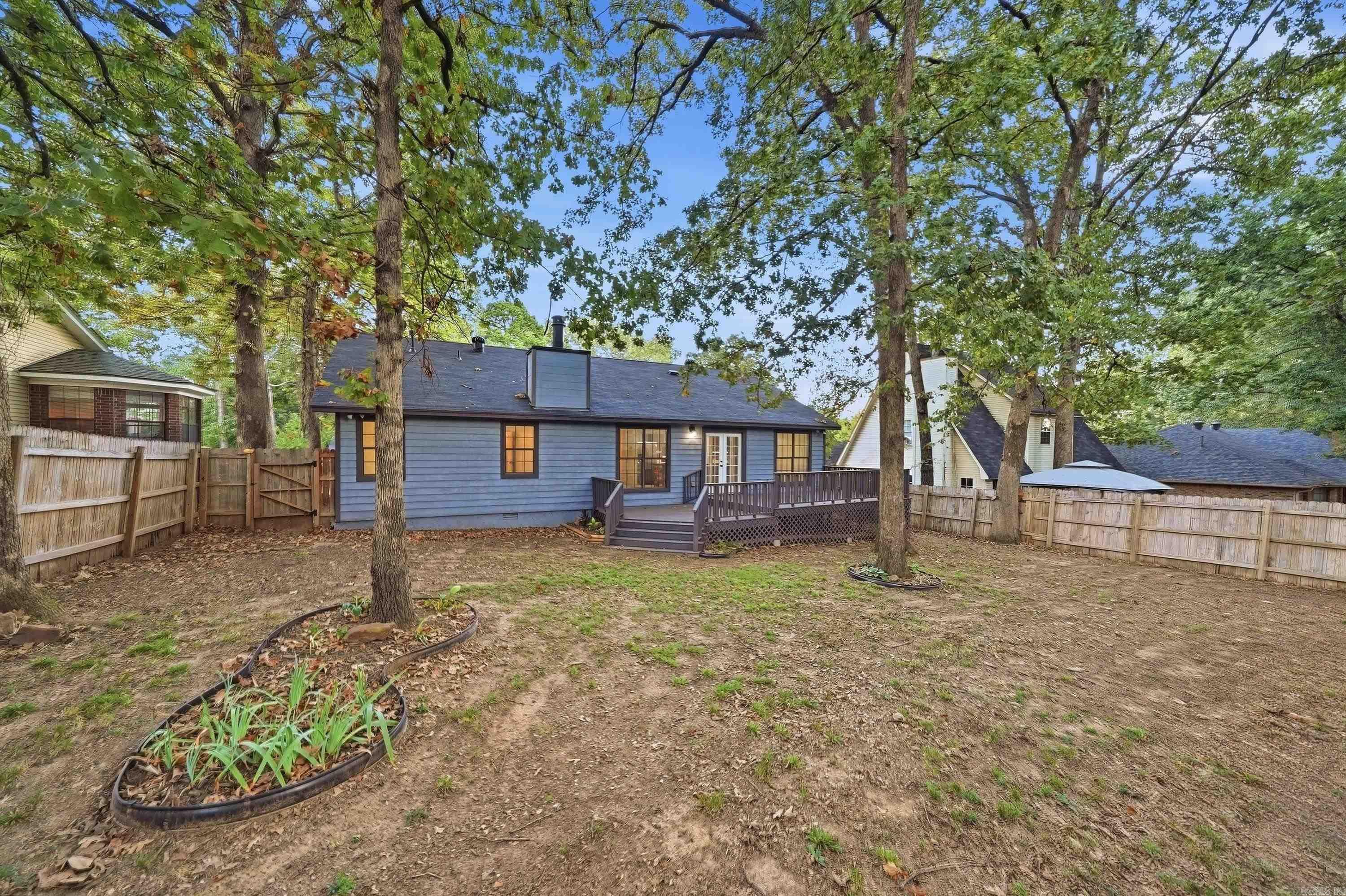 29 High Timber Dr  Maumelle, AR