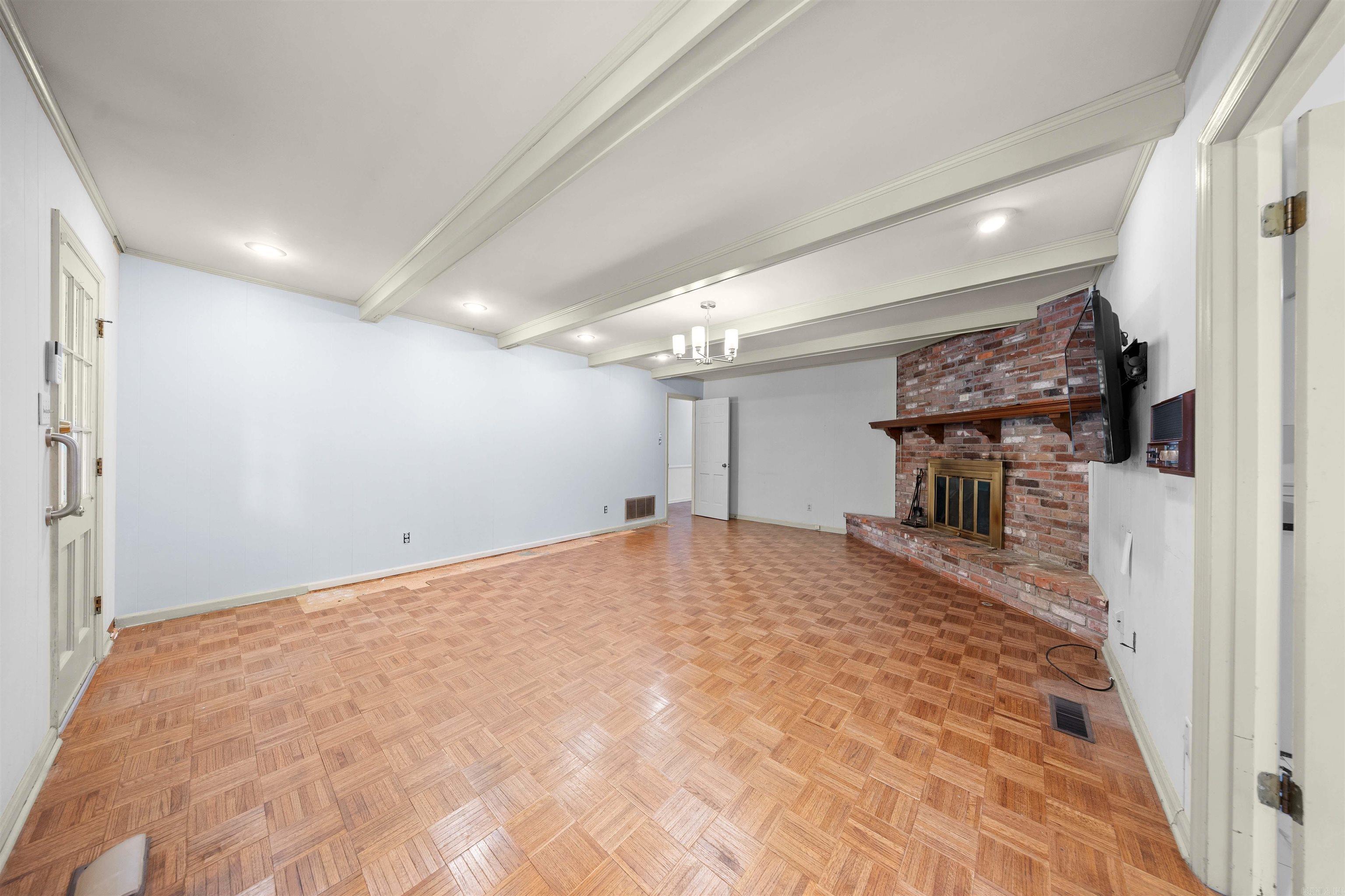 2013 Clapboard Hill Rd Little Rock, AR 72227