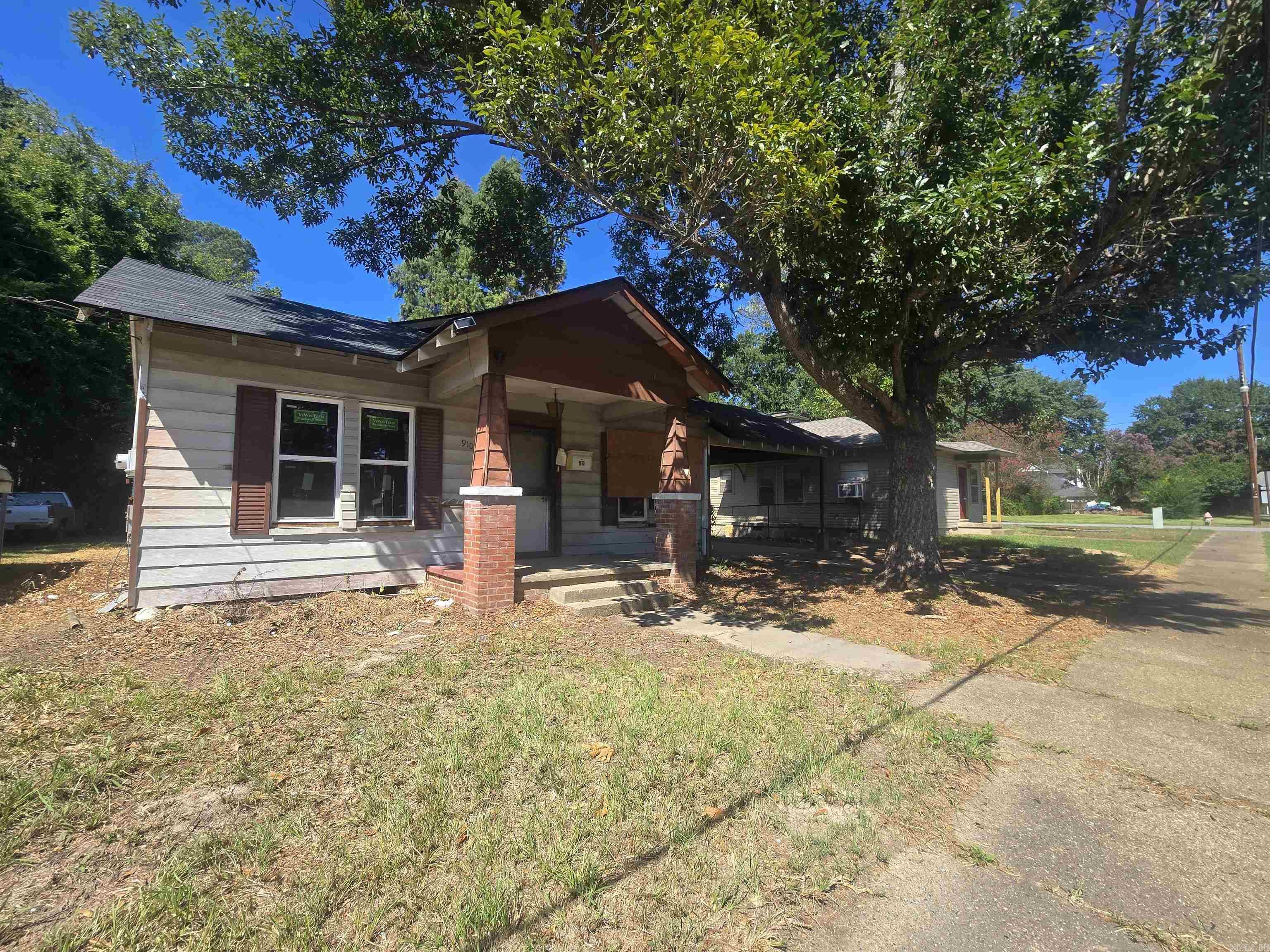 910 Keith Street — photo 2