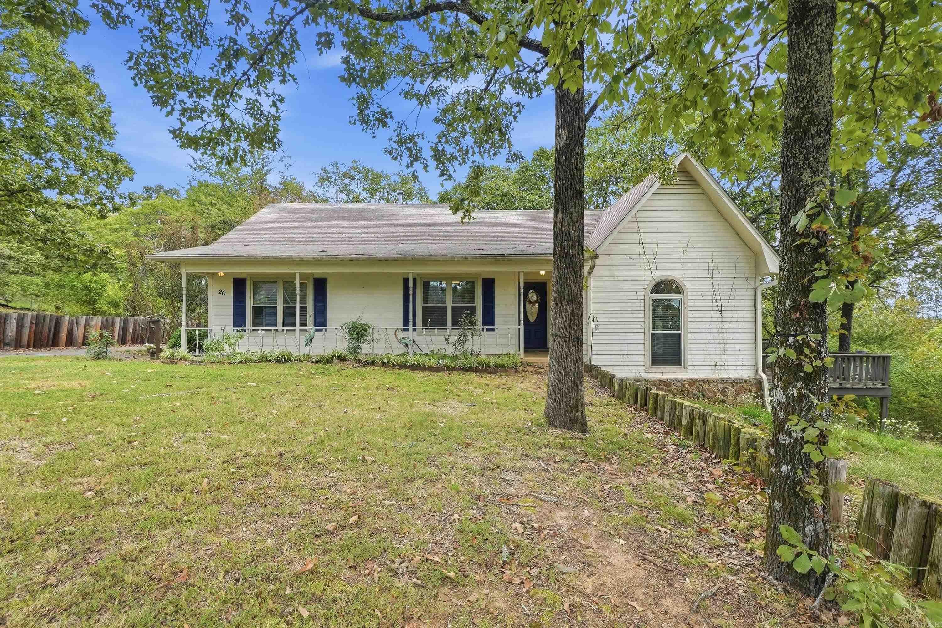20 Fox Trot Dr — exterior