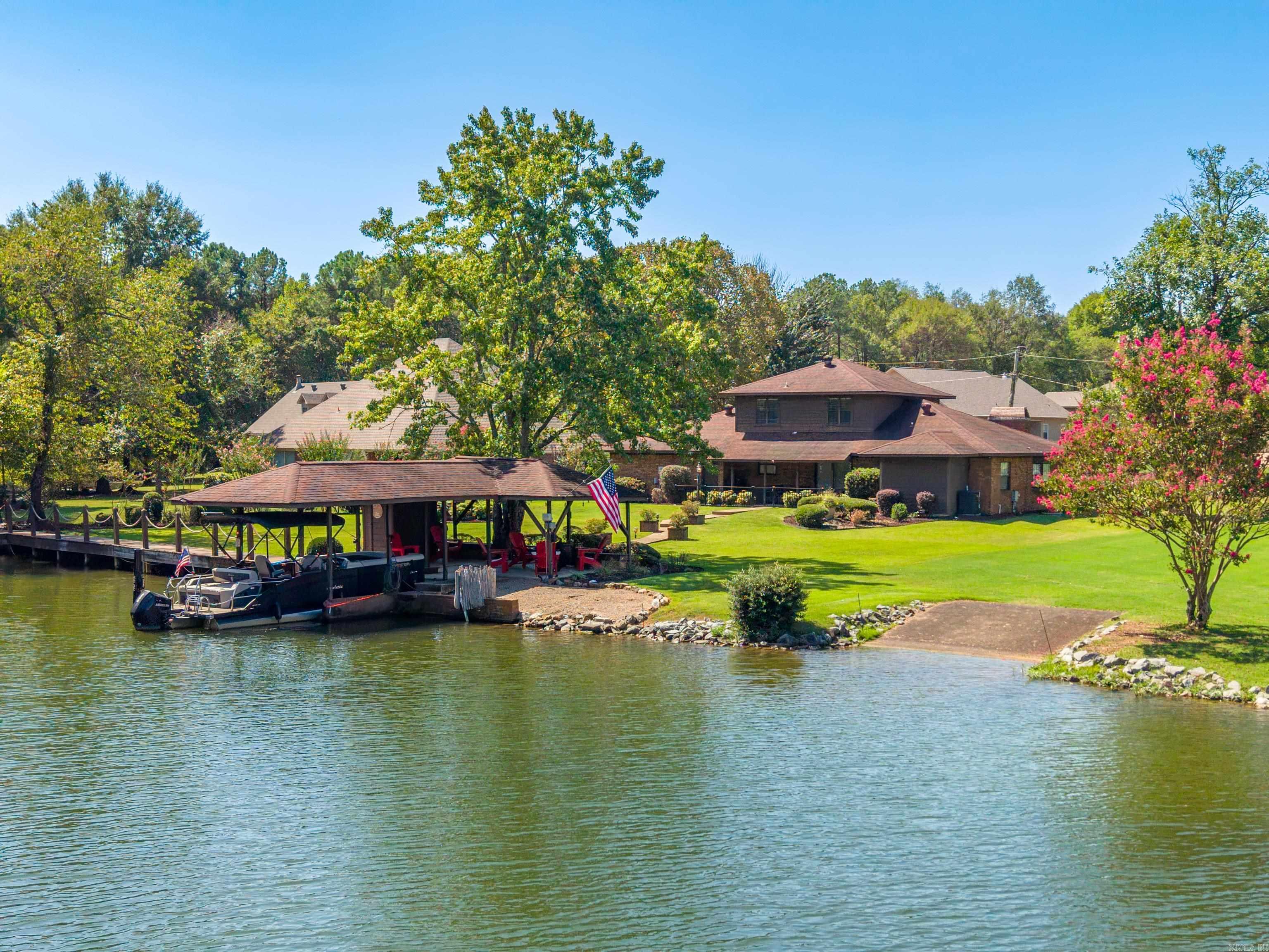 181 Tyler Cove Hot Springs, AR 71913