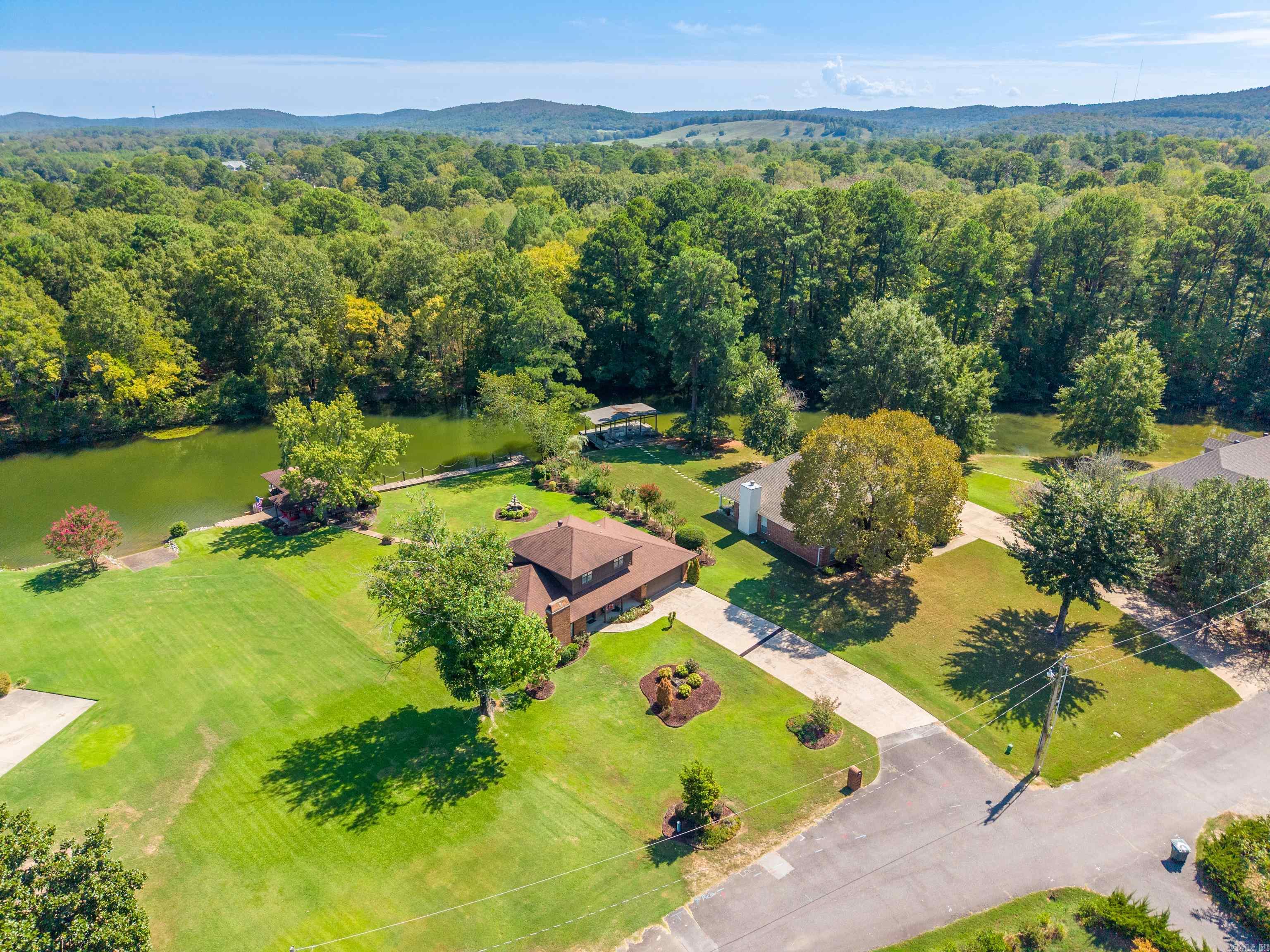 181 Tyler Cove Hot Springs, AR 71913