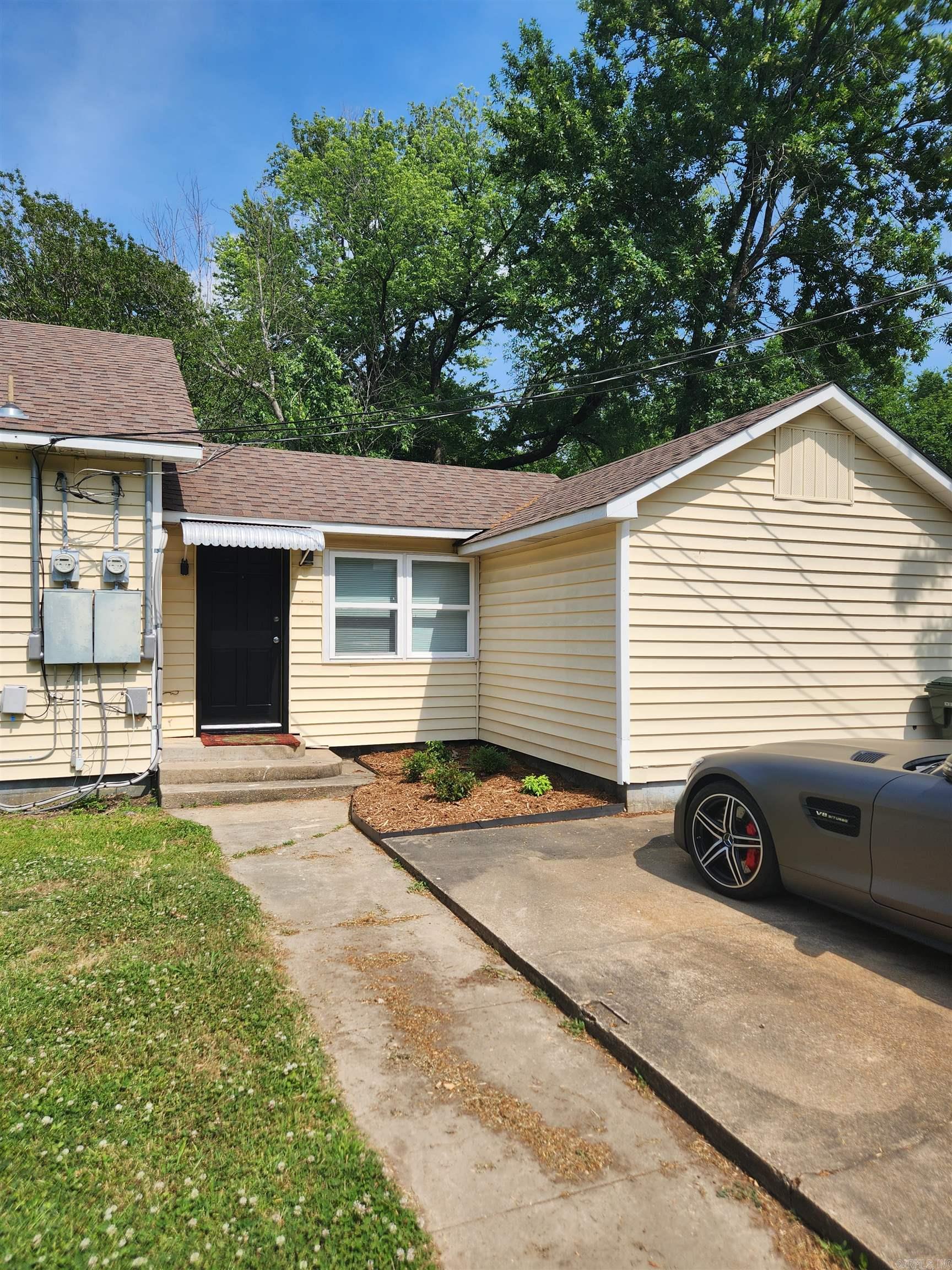 1855 A &B Robins  Conway, AR