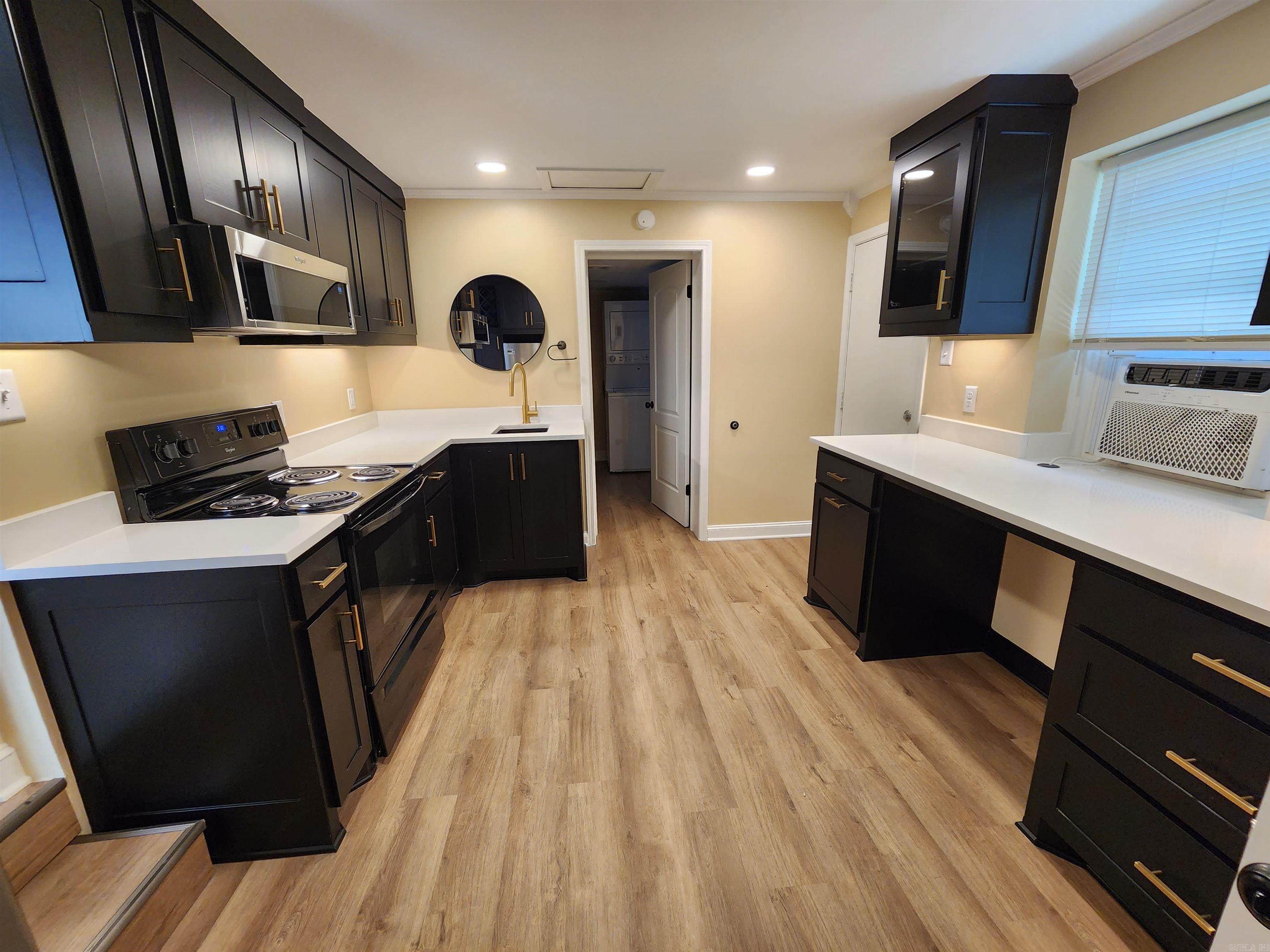 1855 A &B Robins  Conway, AR