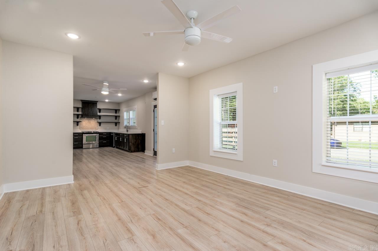 1855 A &B Robins  Conway, AR