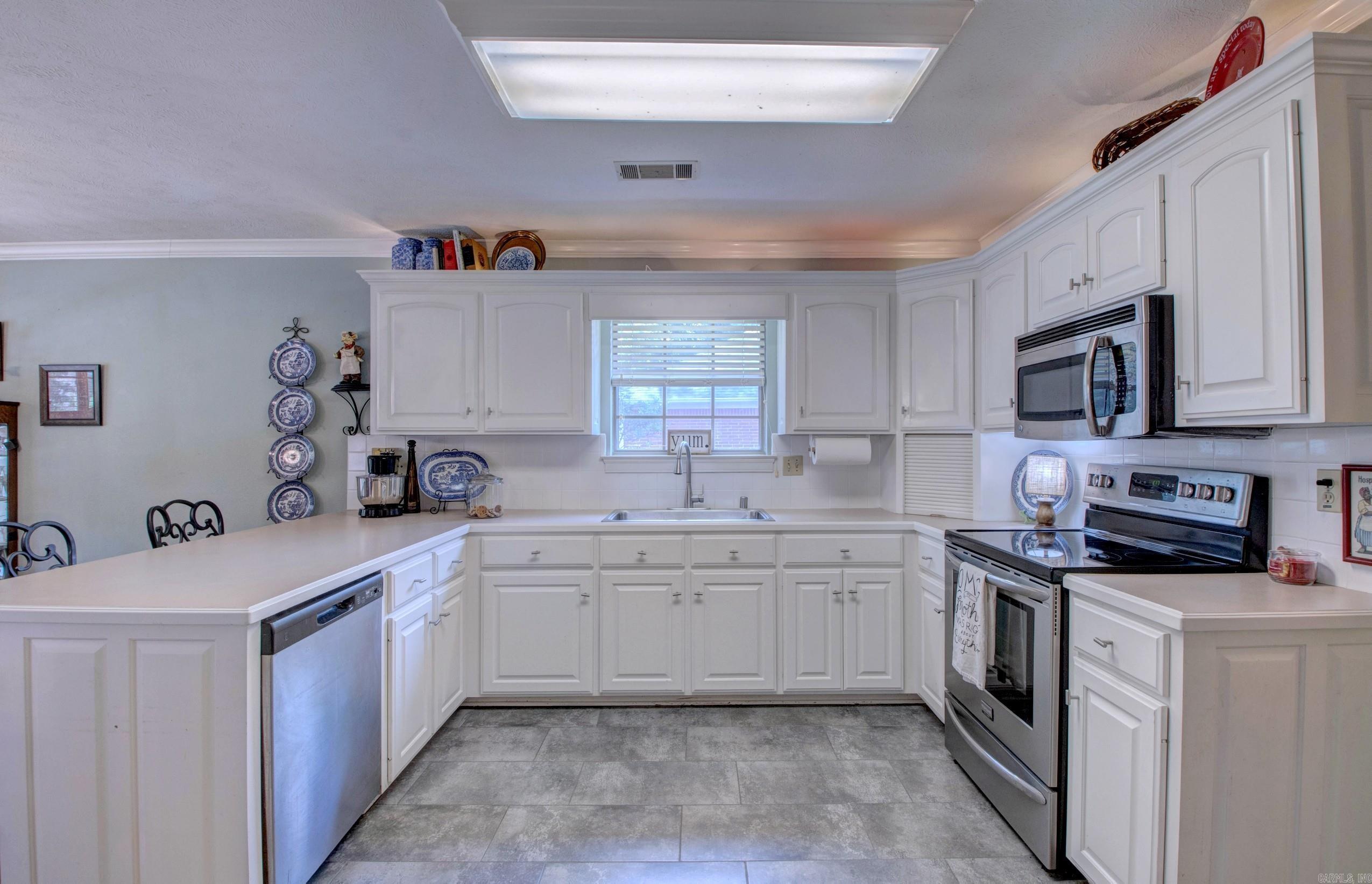 131 Deauville  Maumelle, AR