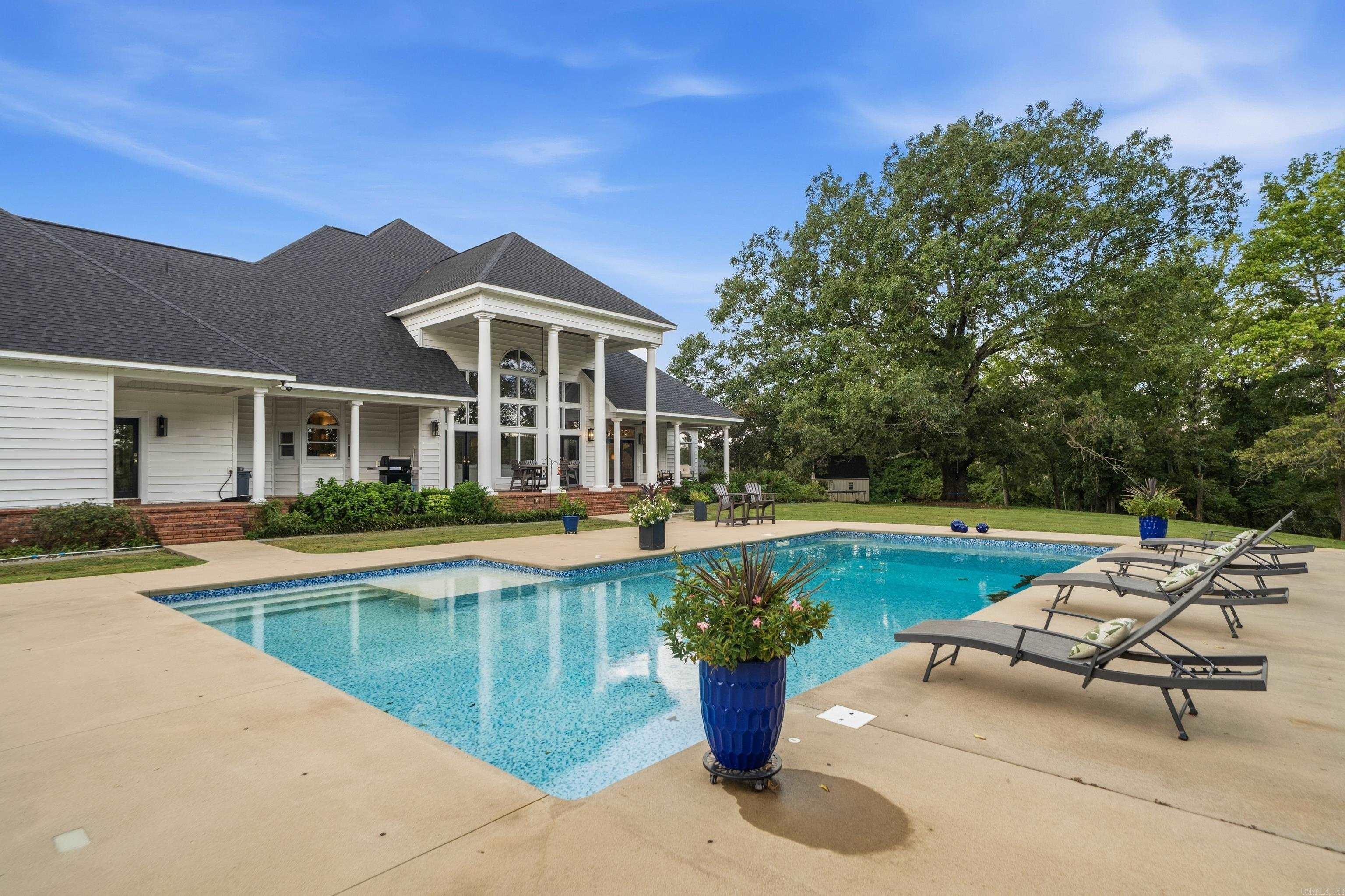 1090 Lookout Mountain Benton, AR 72019