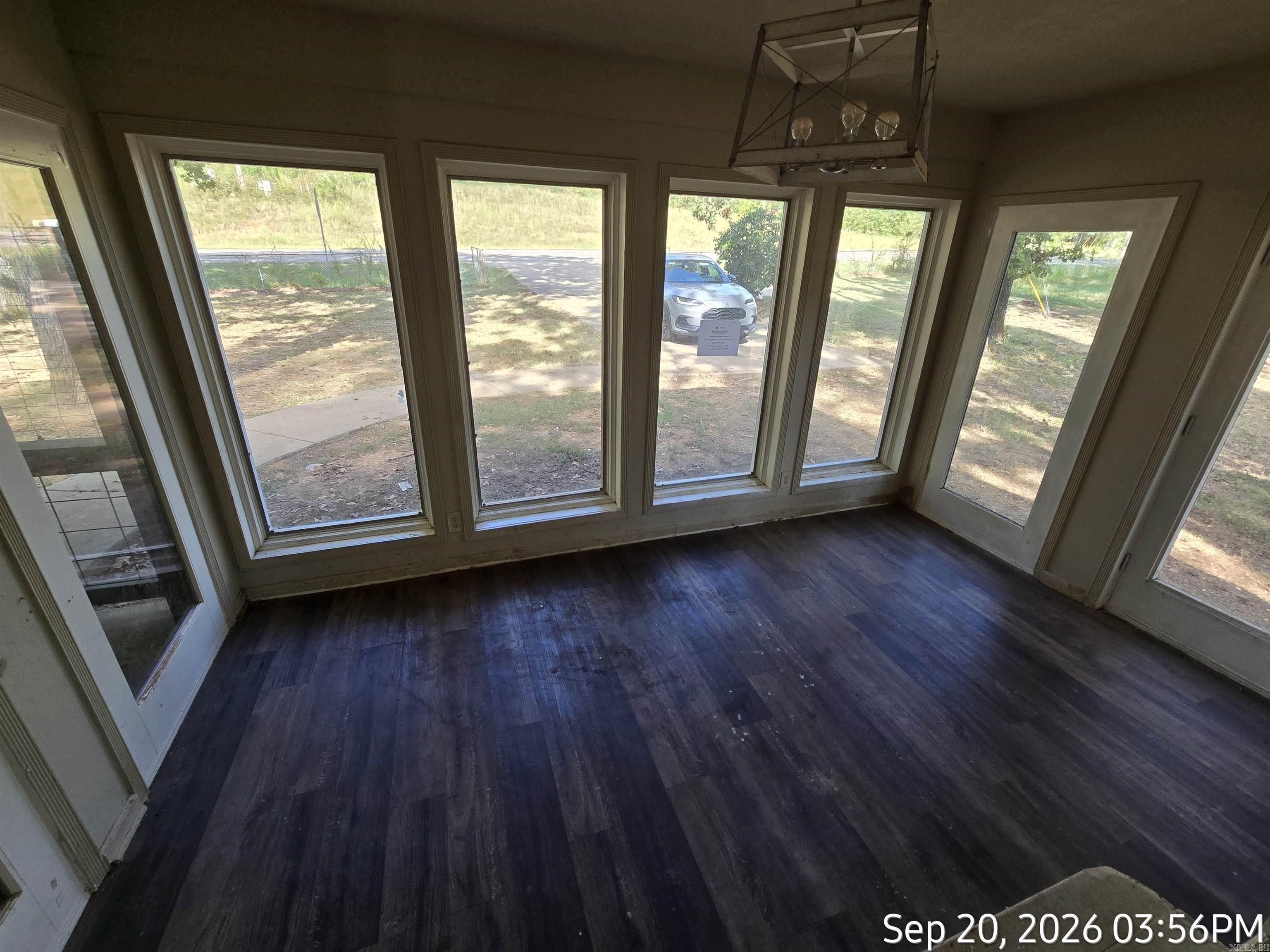 63 Robinson — photo 5