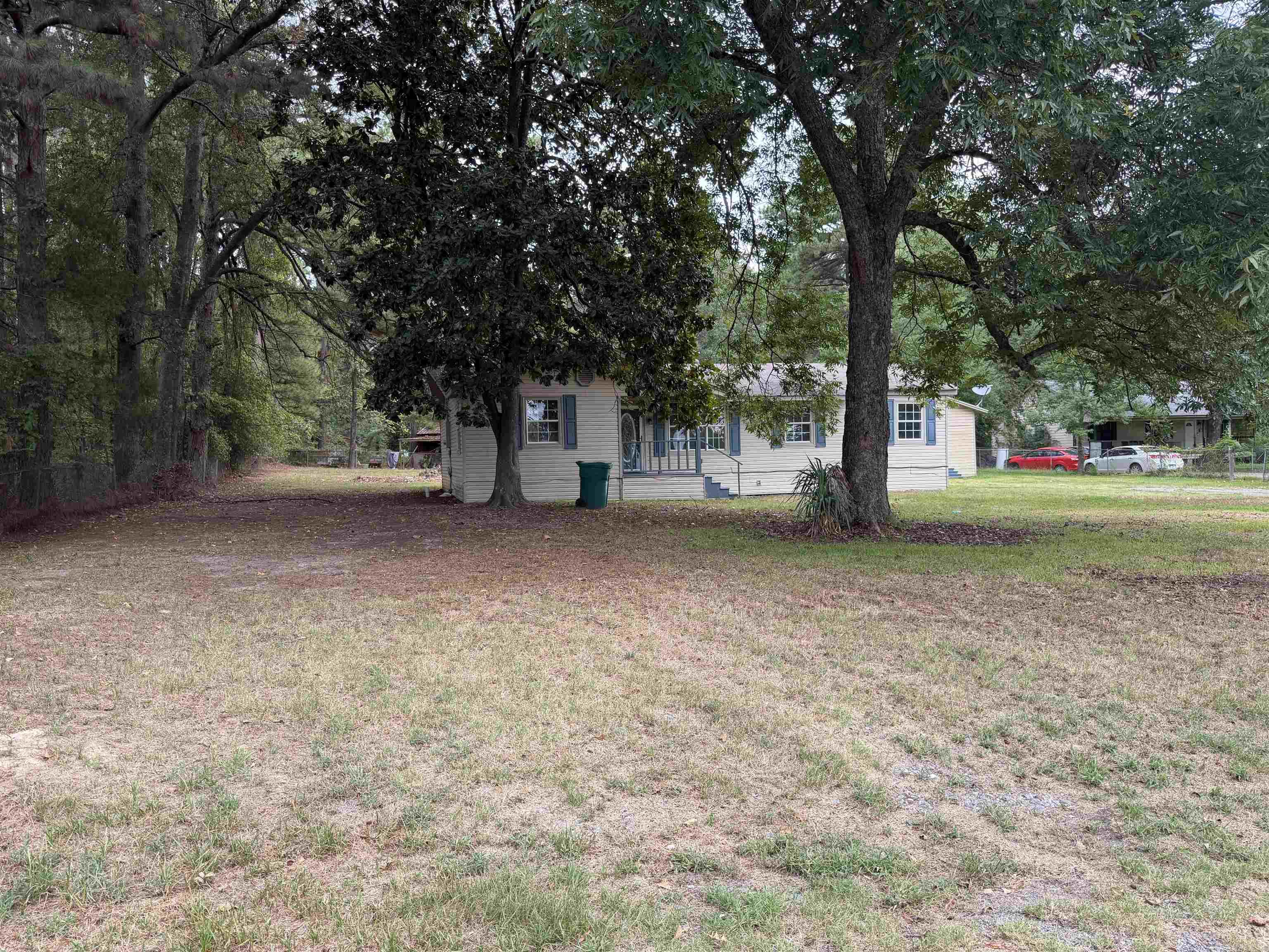 1304 Frye Lane — exterior