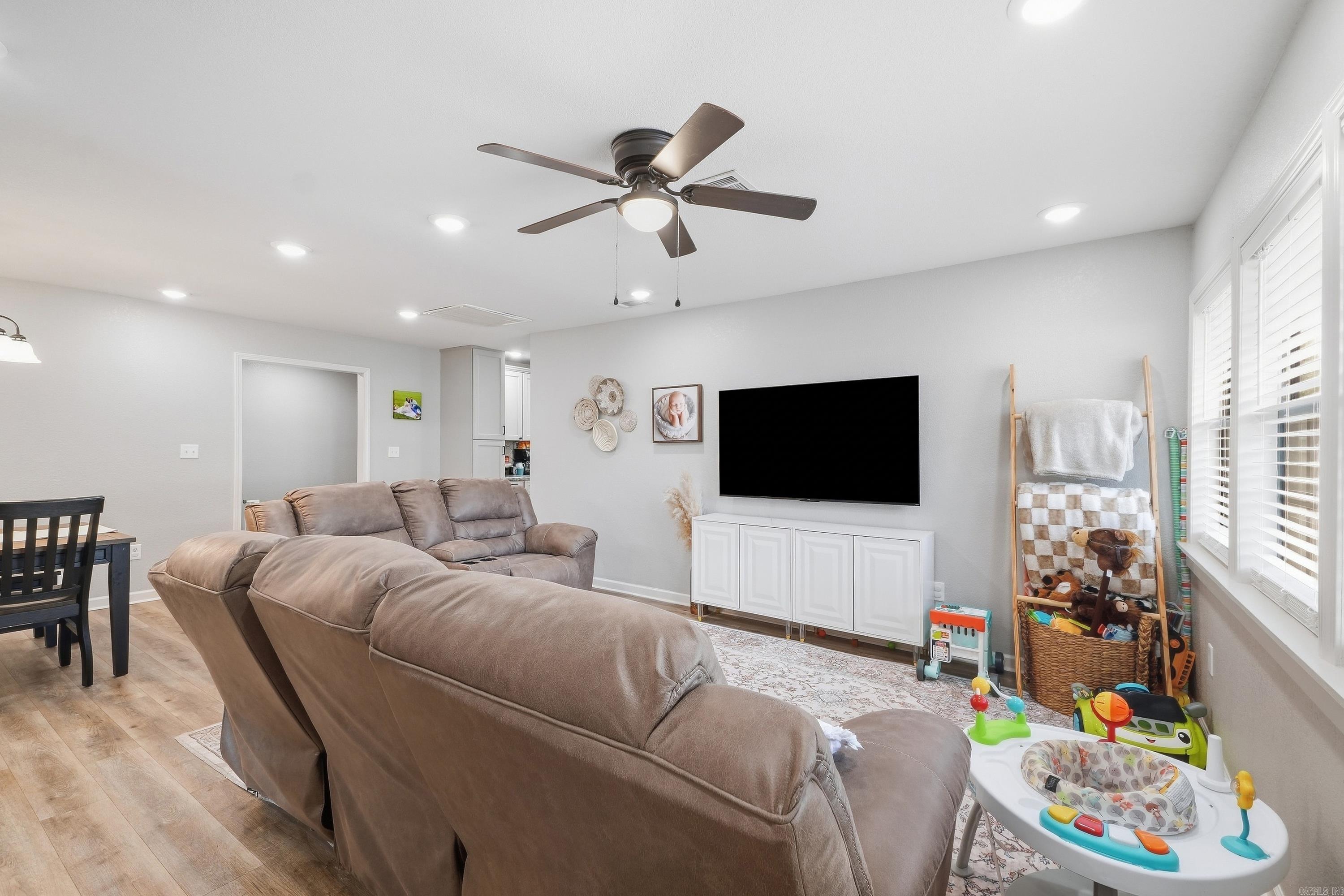 1505 Tulip Avenue — photo 3