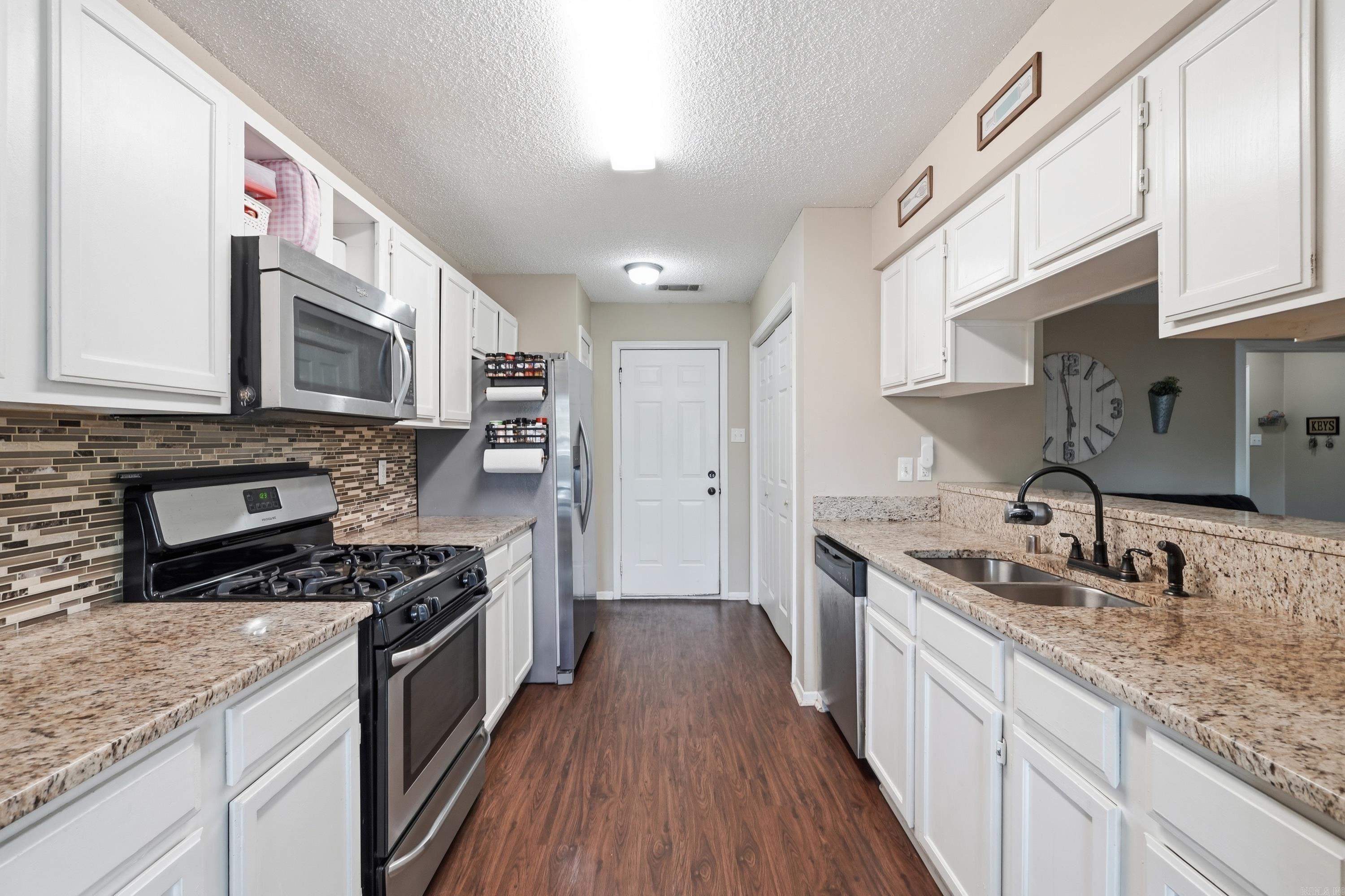 301 Zachary Cove  Bryant, AR