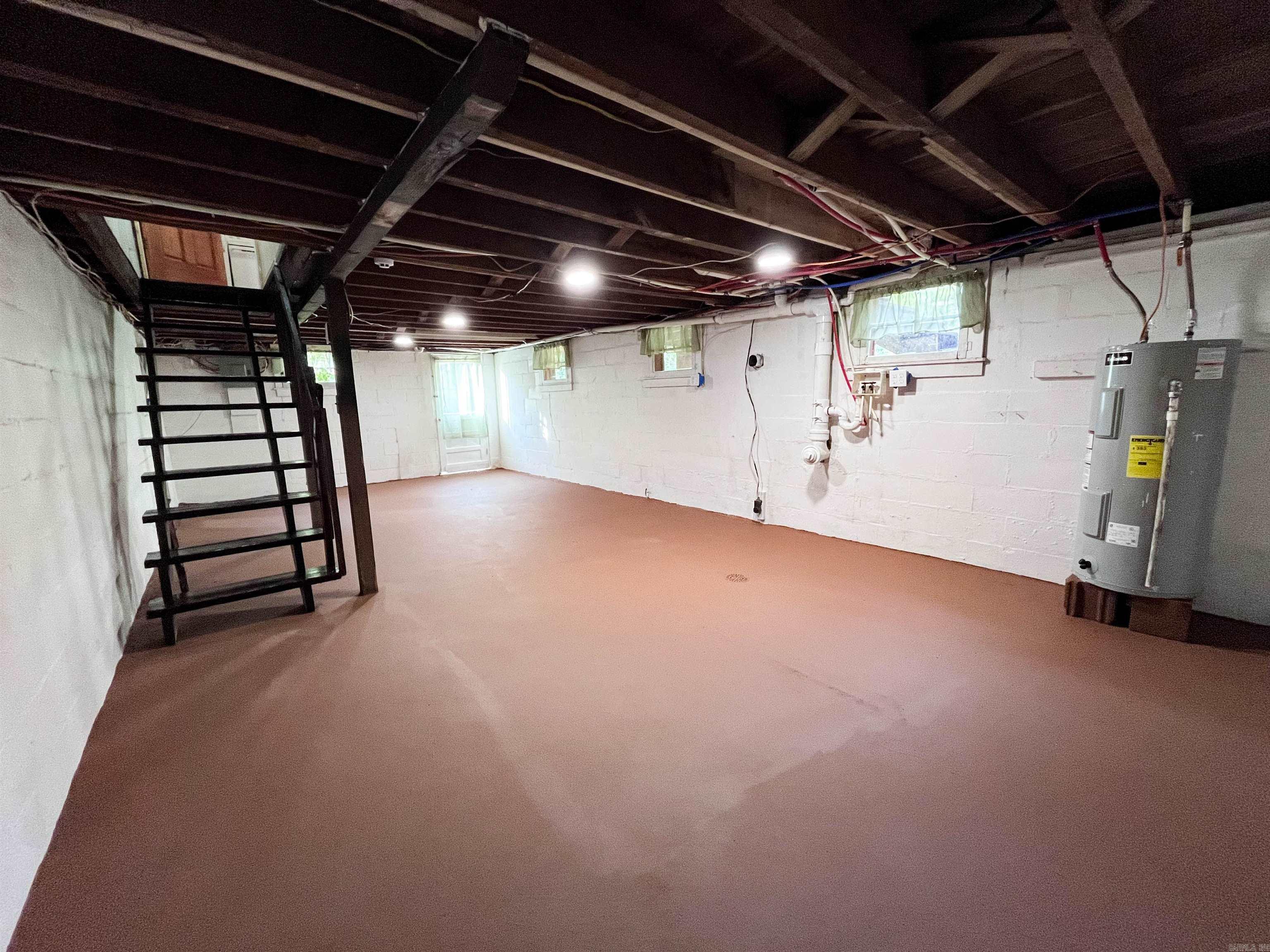 303 N 5th  Thayer, MO