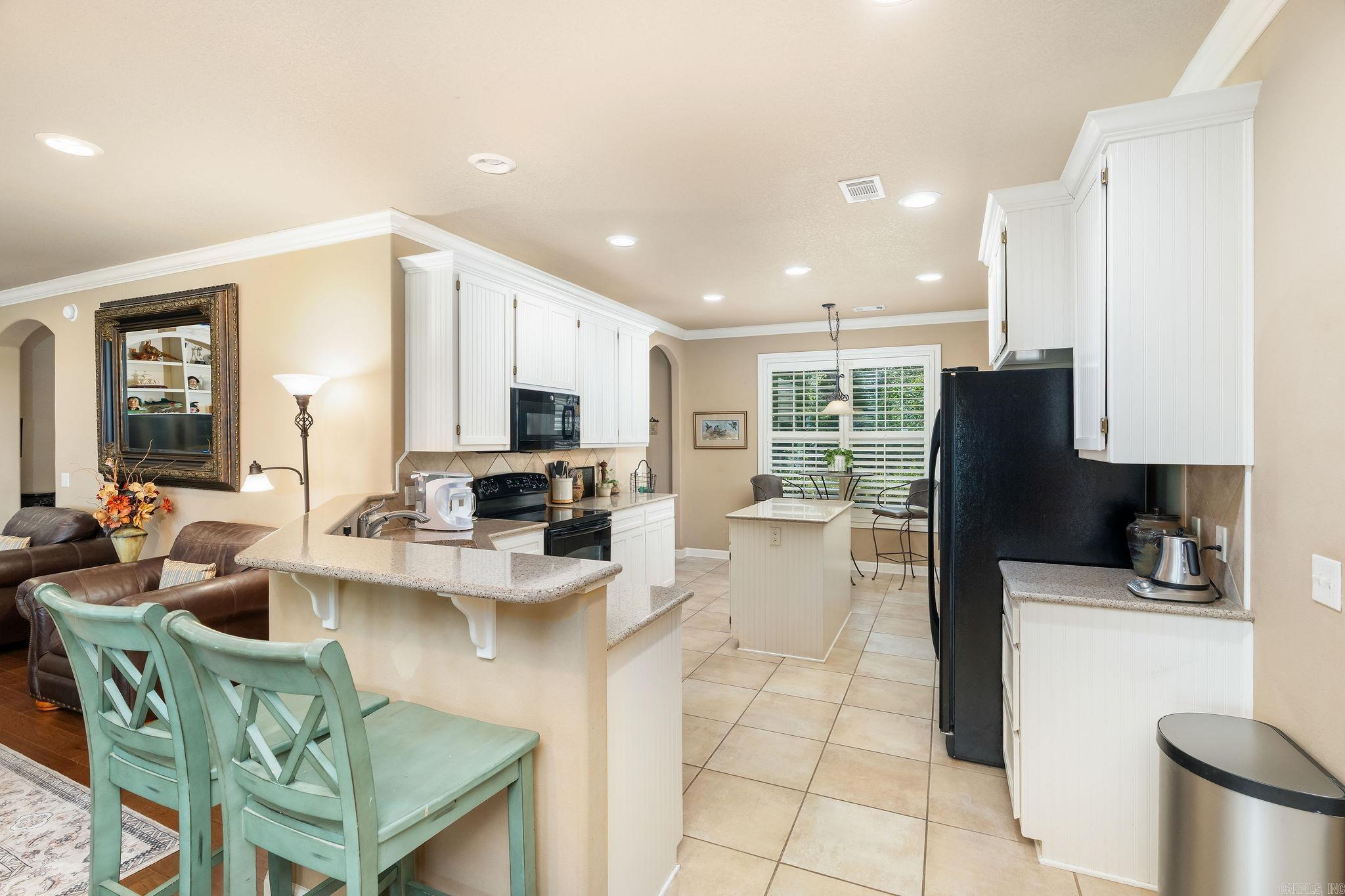 6 LUCIR LANE Hot Springs Village, AR 71909