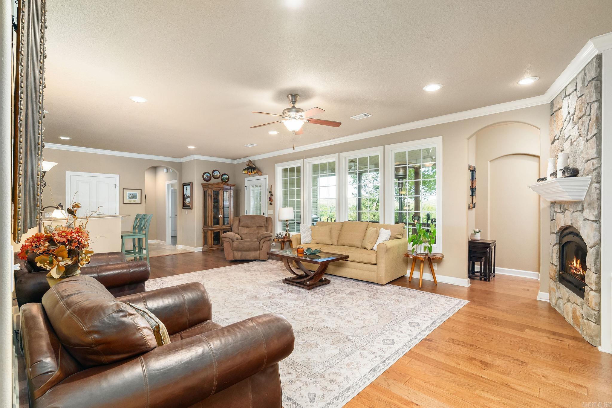 6 LUCIR LANE Hot Springs Village, AR 71909
