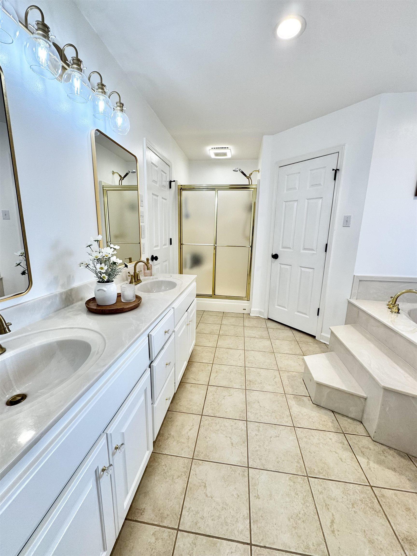 28 Weaver  Vilonia, AR