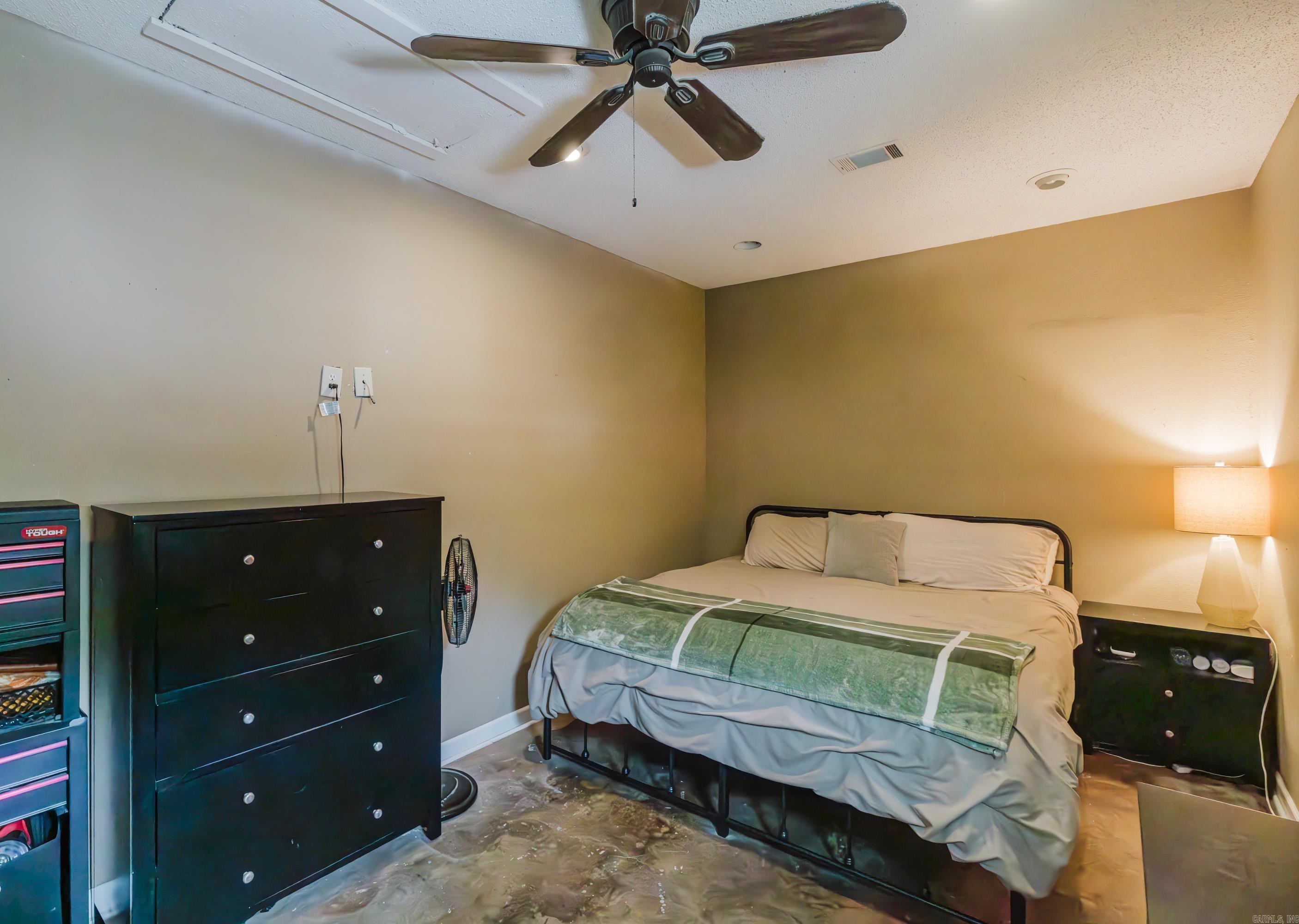 2322 wright  Benton, AR