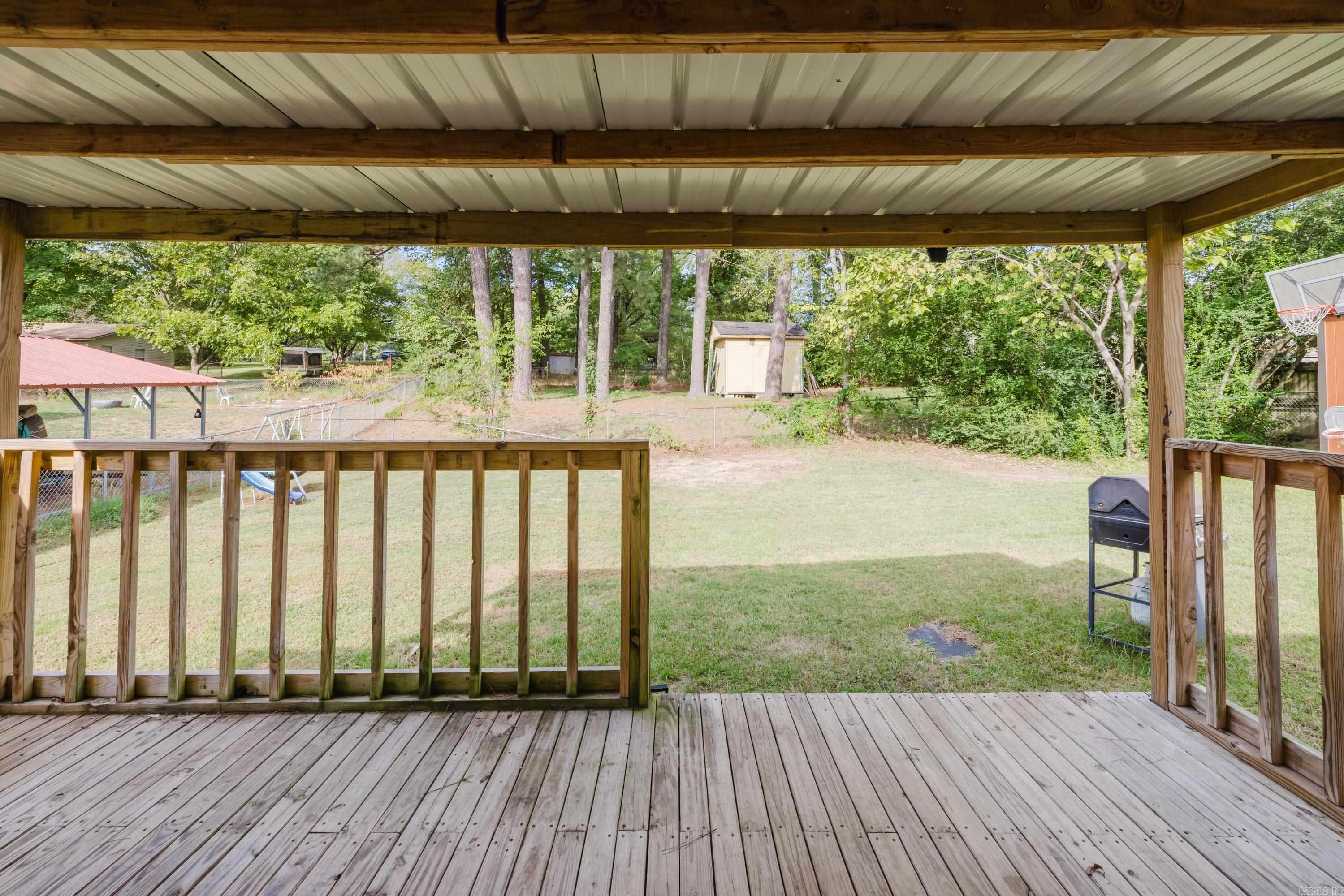 2322 wright  Benton, AR