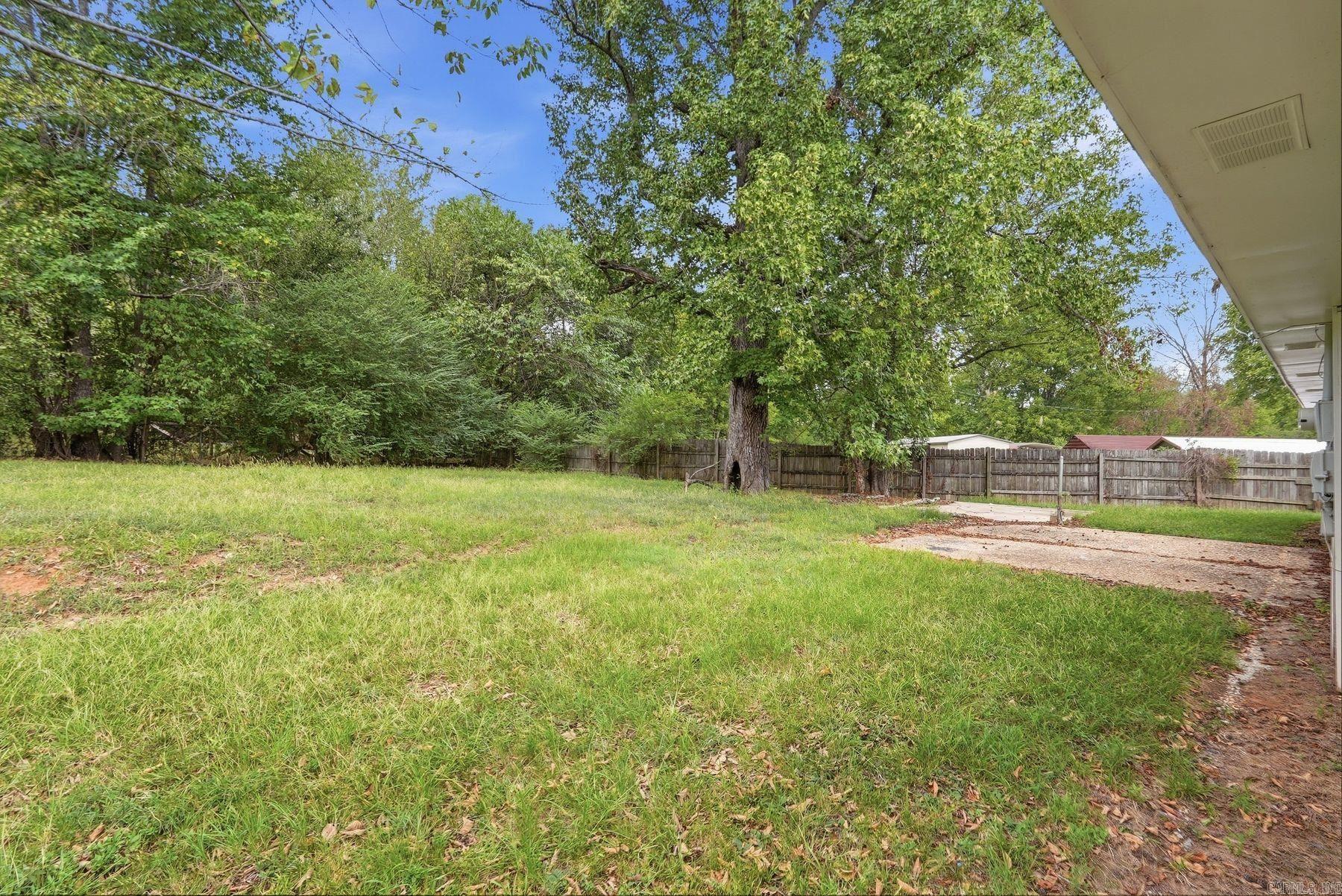 1424 Lockhart Street  Benton, AR