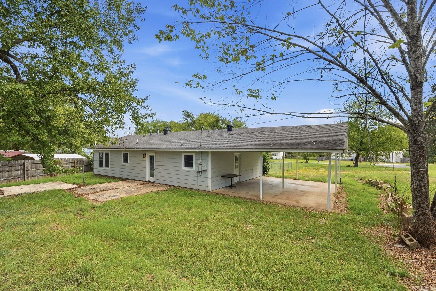 1424 Lockhart Street  Benton, AR