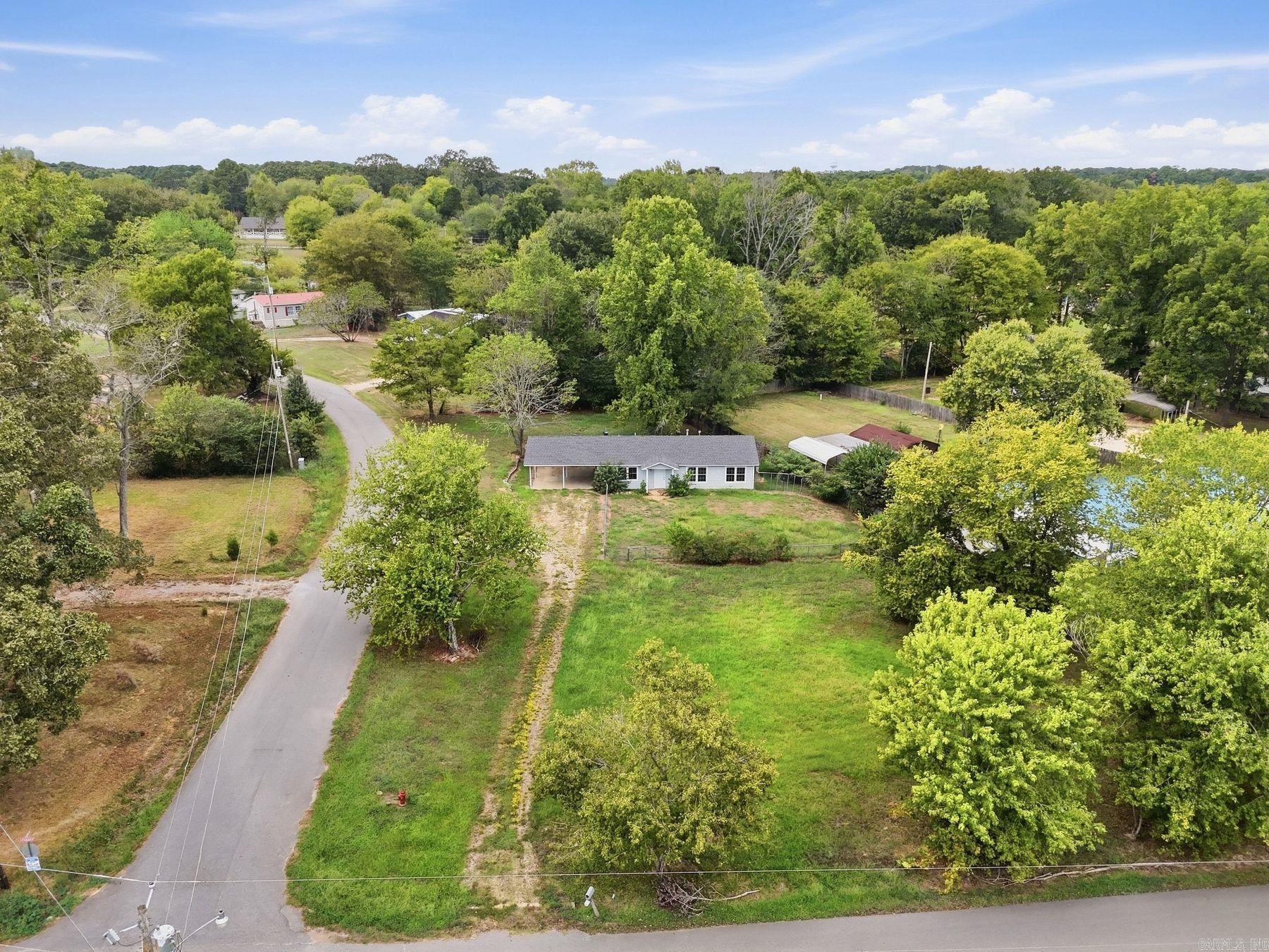 1424 Lockhart Street  Benton, AR
