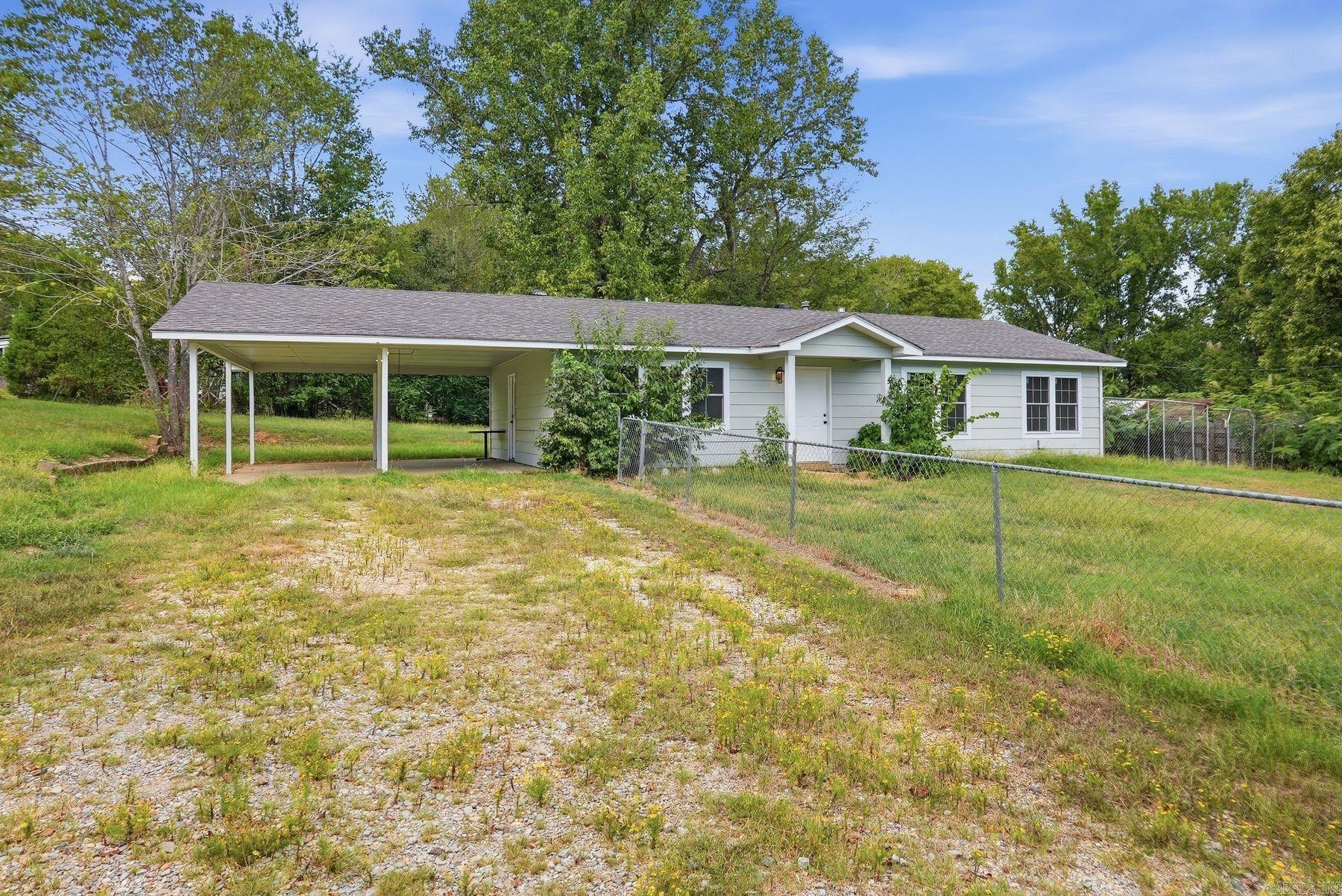 1424 Lockhart Street  Benton, AR