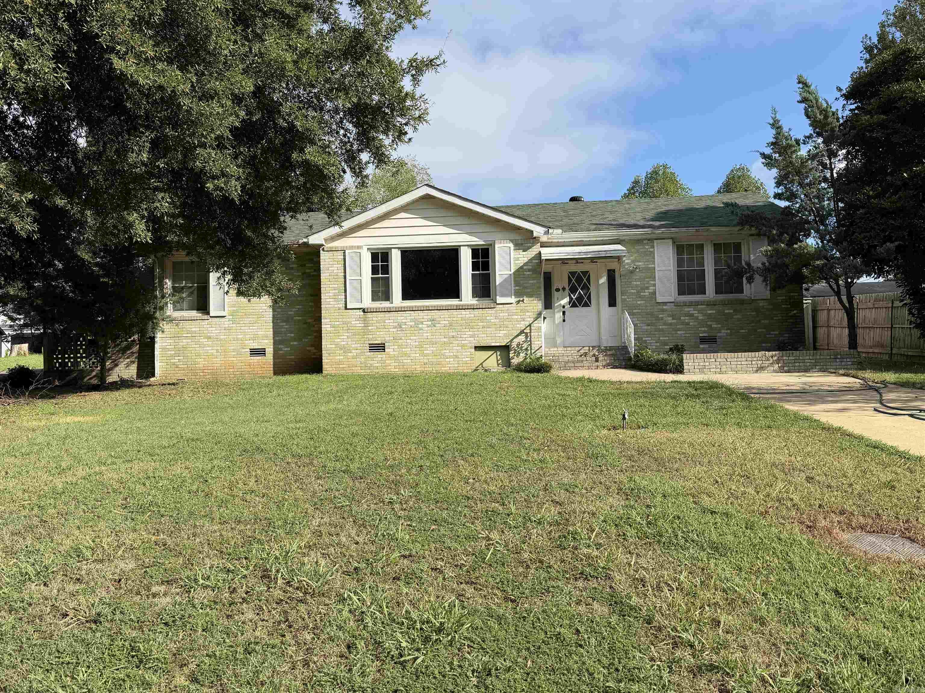 939 W Court  Piggott, AR