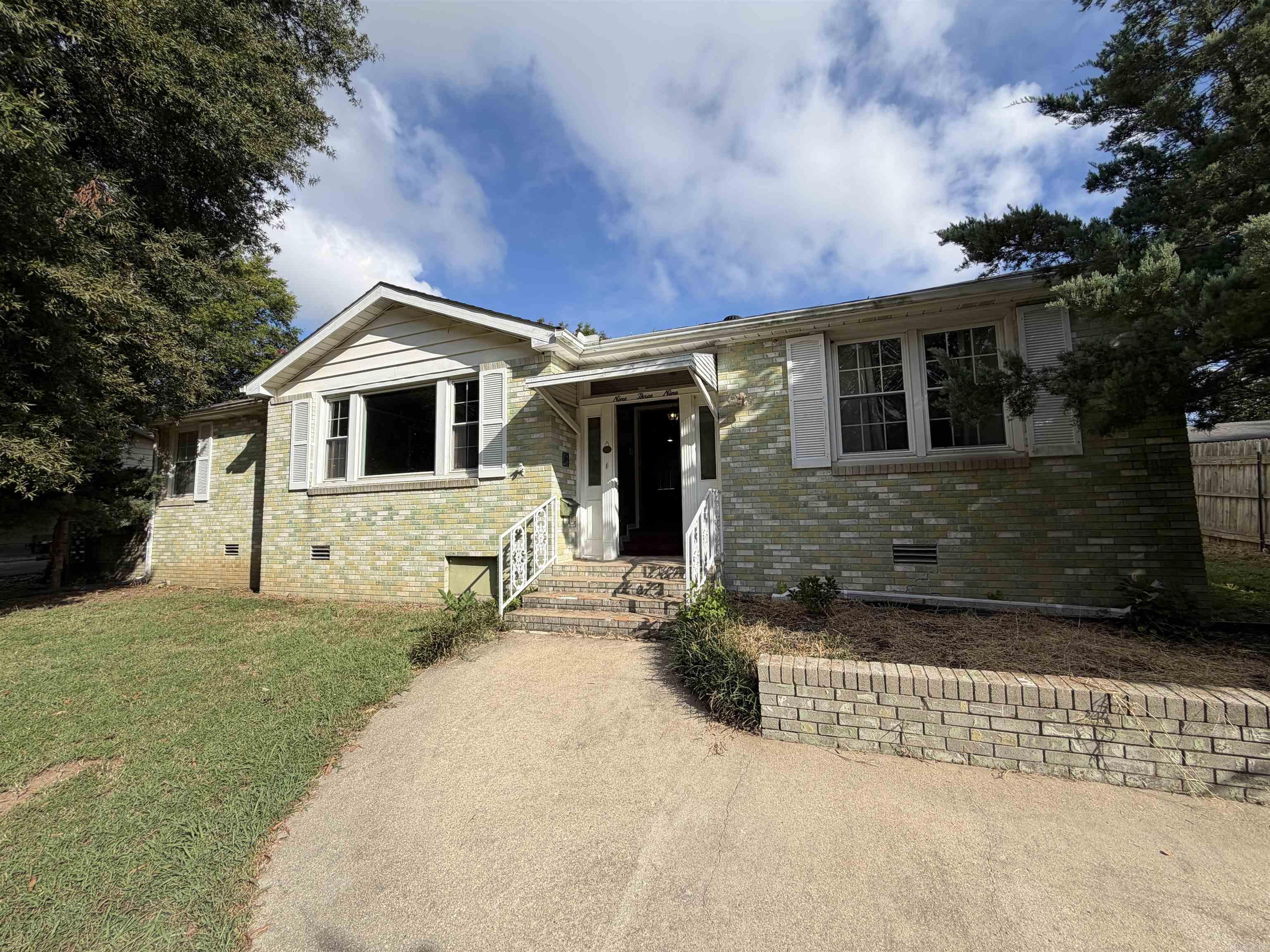 939 W Court  Piggott, AR
